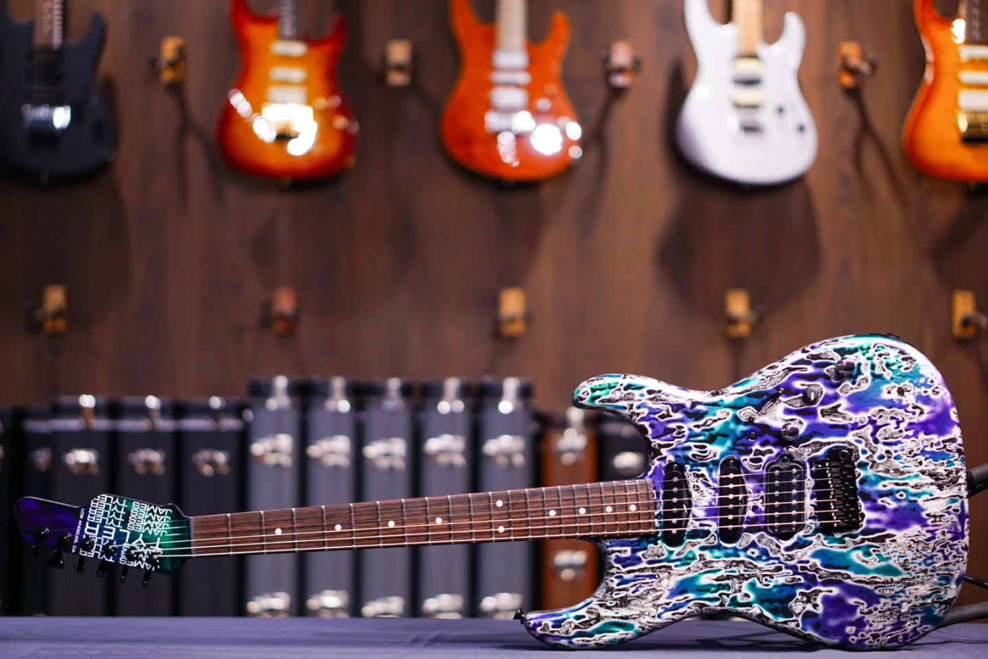 James tyler Studio Elite HD Alien Guano rear route 23432 - HIENDGUITAR James Tyler GUITAR