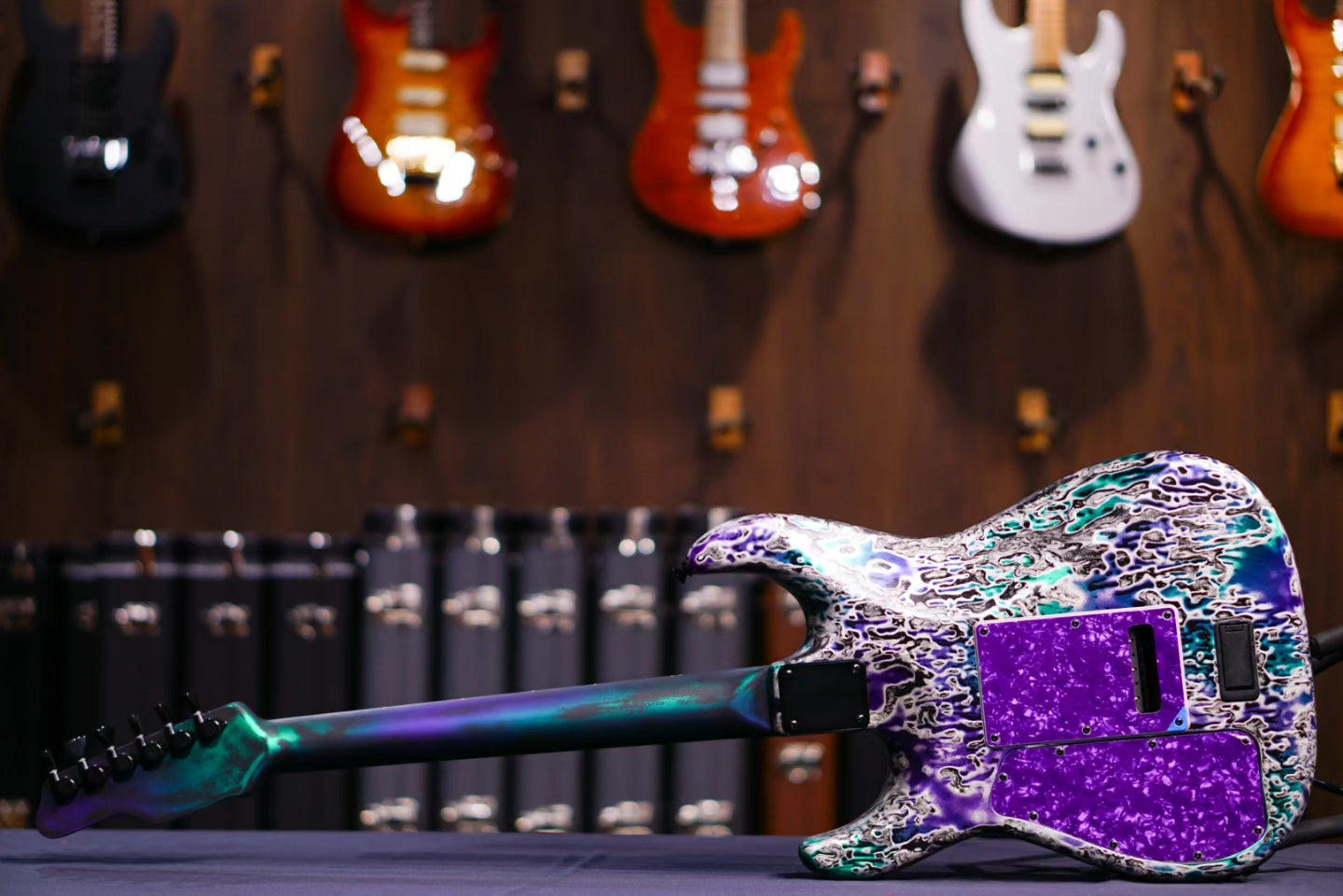 James tyler Studio Elite HD Alien Guano rear route 23432 - HIENDGUITAR James Tyler GUITAR