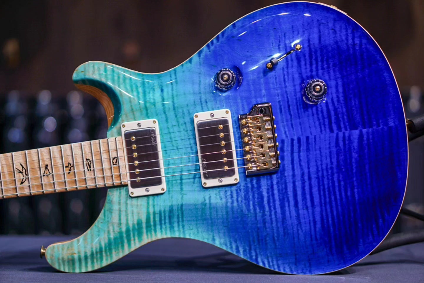 PRS Custom 24 wood library blue fade 0369344 - HIENDGUITAR PRS GUITAR