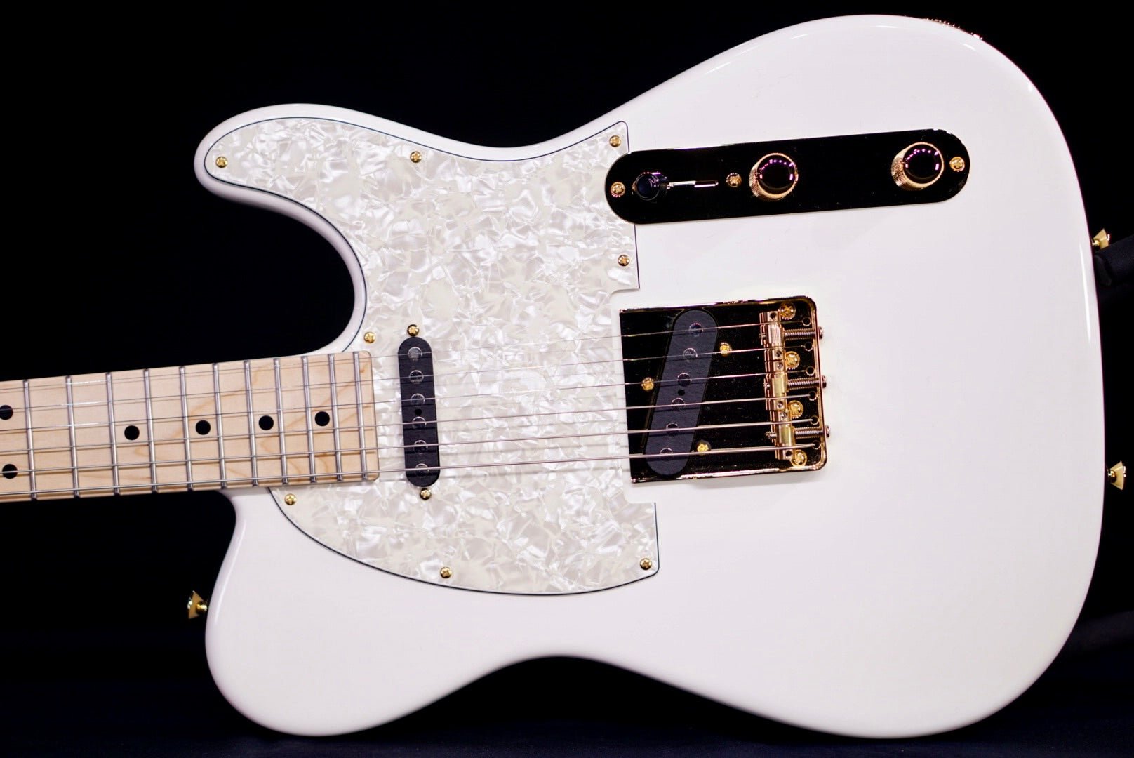 Tom Anderson T Icon Contoured * 04-11-25A * Arctic White