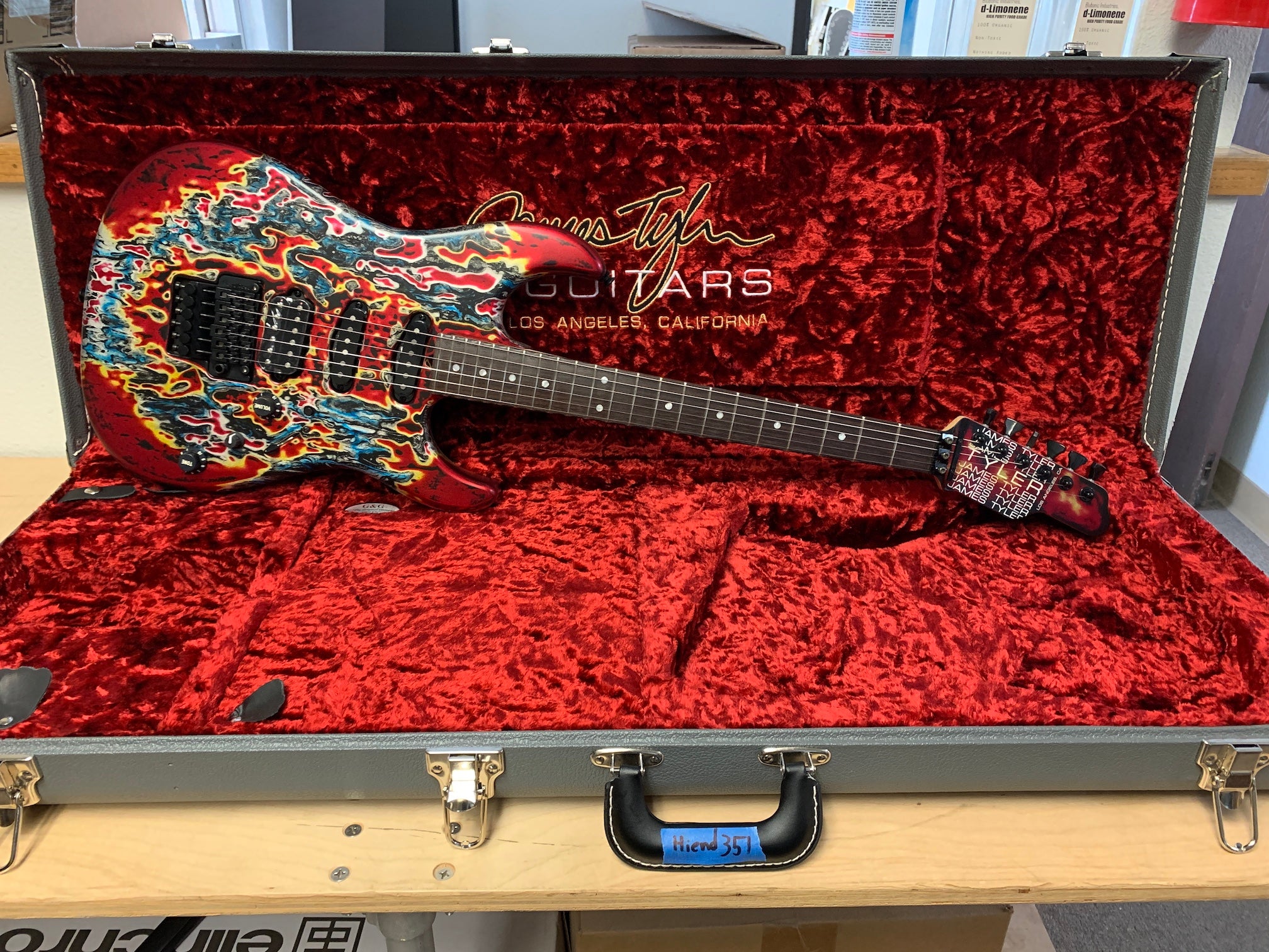 James tyler Studio Elite HD Burning Water rear route floyd 23431 - HIENDGUITAR James Tyler GUITAR