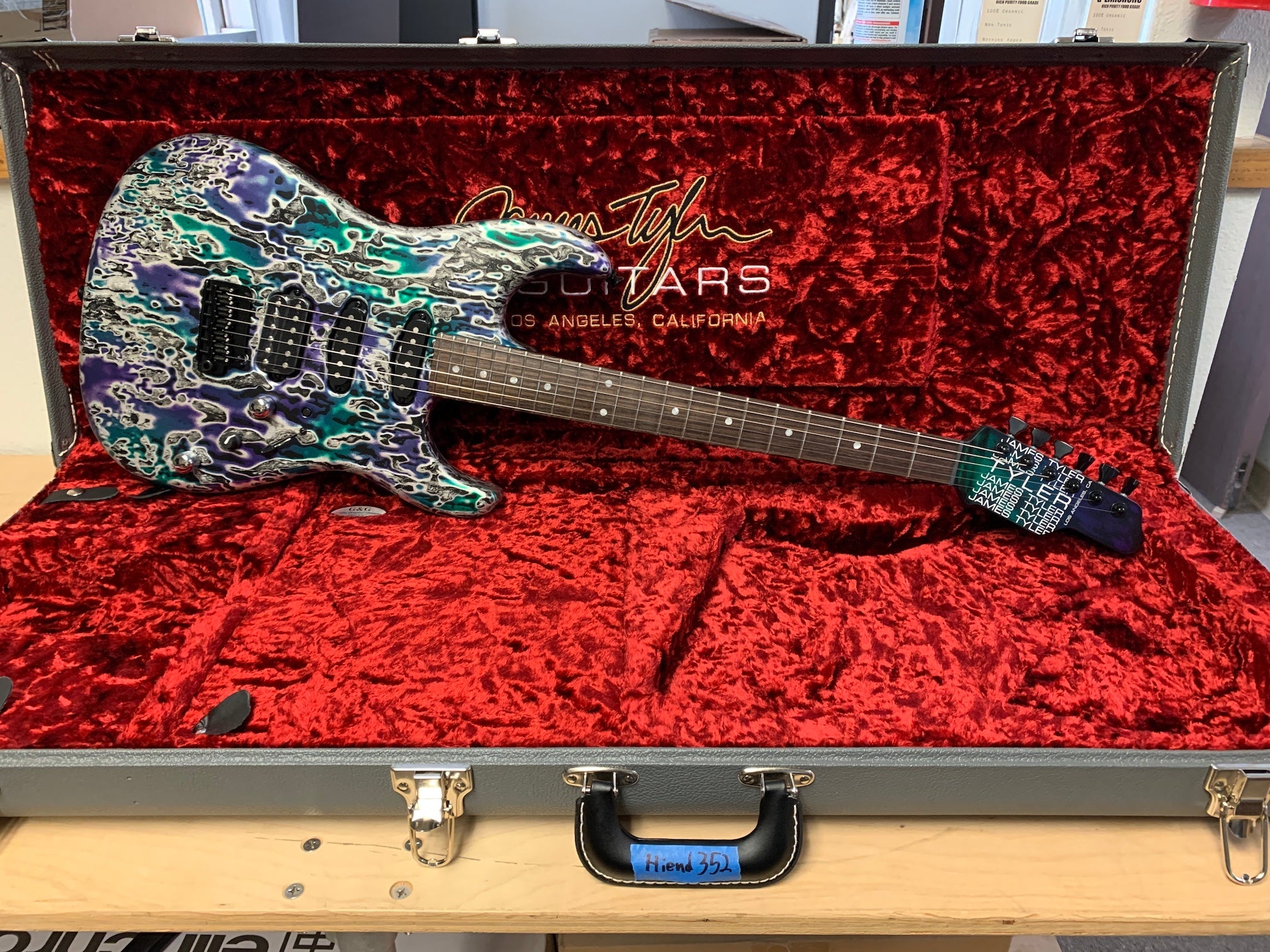 James tyler Studio Elite HD Alien Guano rear route 23432 - HIENDGUITAR James Tyler GUITAR