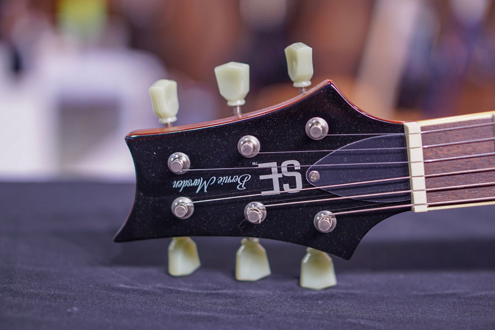 PRS SE Bernie Marsden Vintage Sunburst PRS SE Default Title - HIENDGUITAR.COM