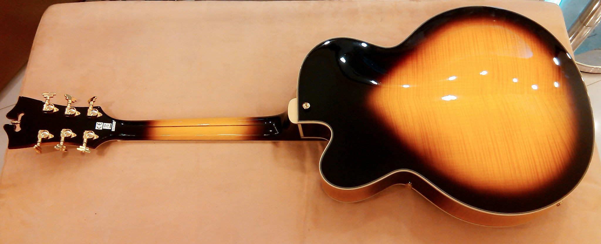 Dangelico ARCHTOP-floating VINTAGE SUNBURST DAEXL1VS US14050282 dangelico Default Title - HIENDGUITAR.COM
