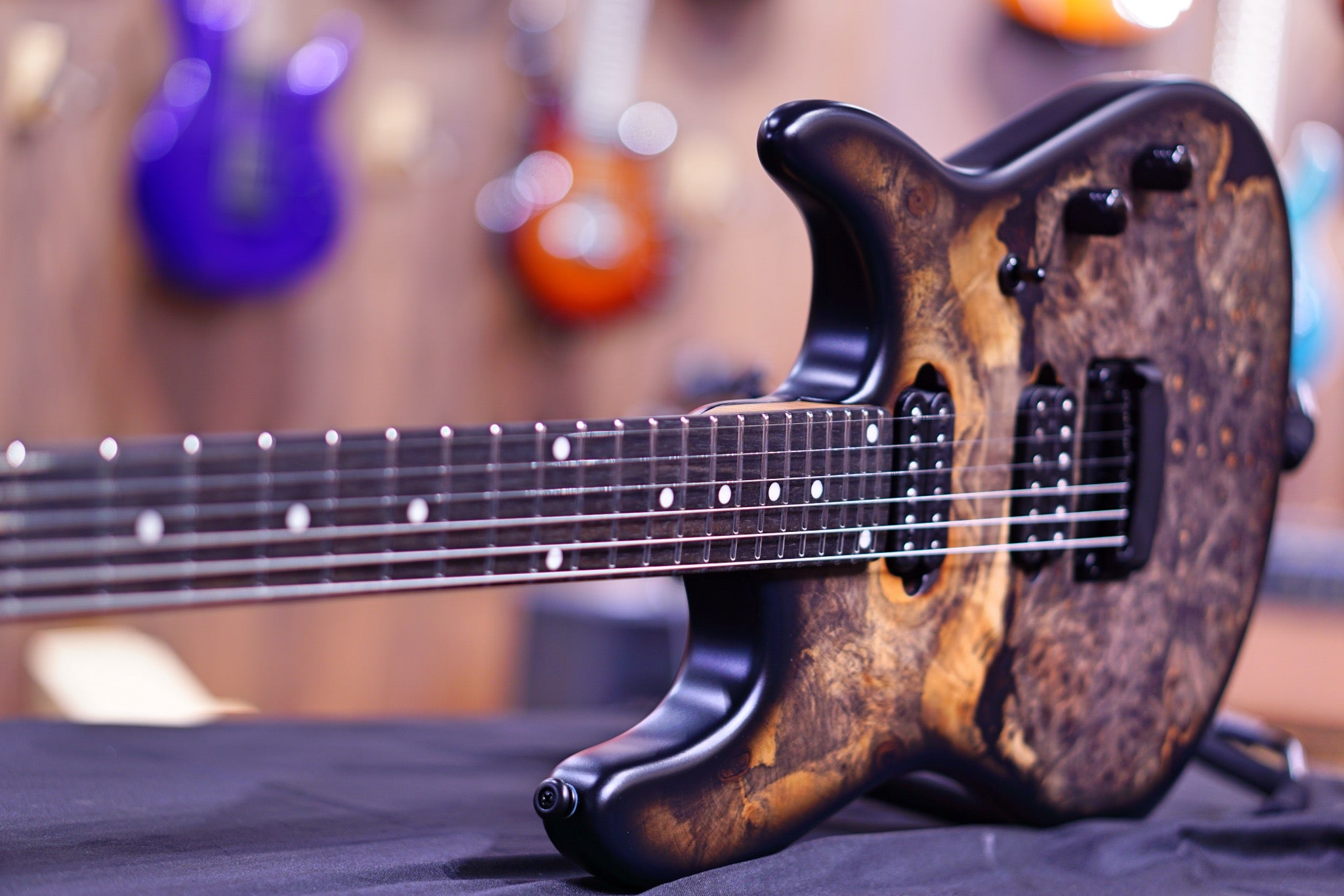 Ernie Ball Music man Cutlass HH Trem - 6 String - Jason Richardson - Burl Top S06888 - HIENDGUITAR Musicman GUITAR