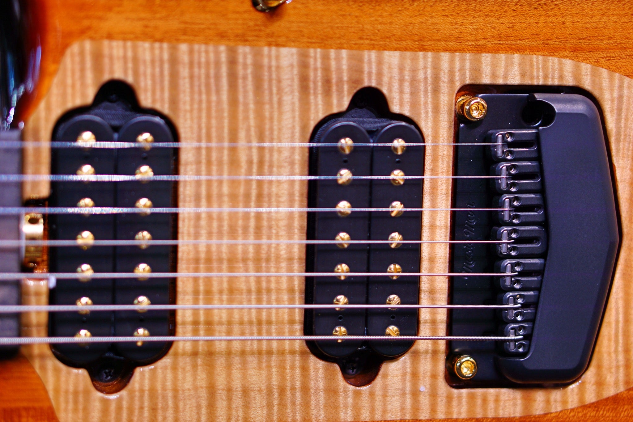 Ernie Ball Music Man John Petrucci Majesty 7 20th Anniversary Honey Butter Burst M014881 - HIENDGUITAR Musicman GUITAR