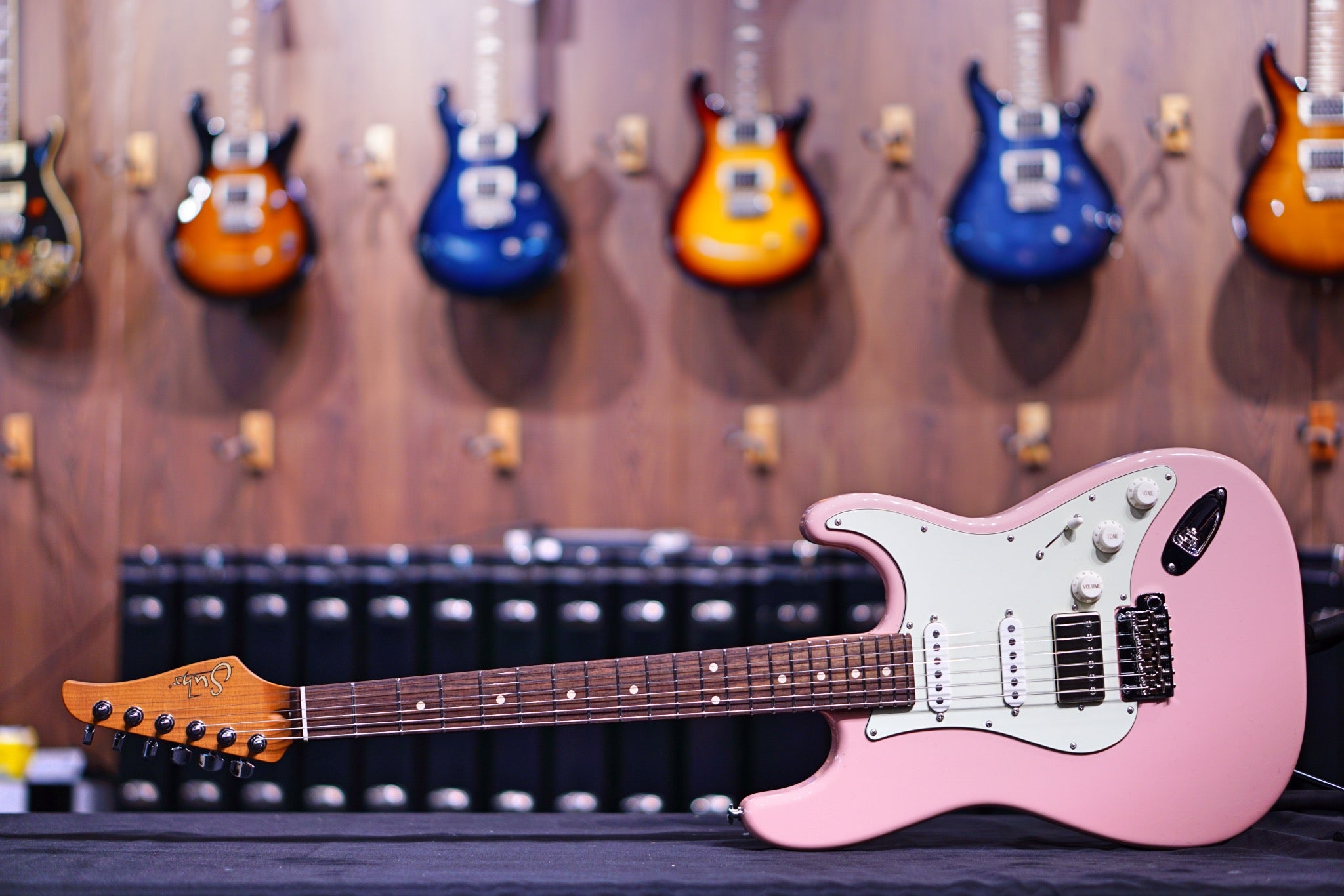 Suhr Mateus asato classic S shell pink 70133 - HIENDGUITAR SUHR guitar