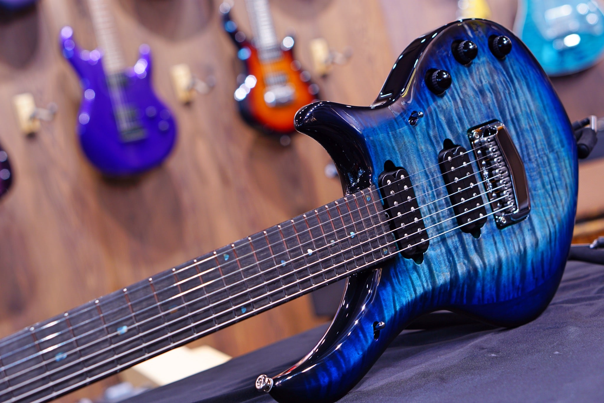 Ernie Ball Music Man John Petrucci Majesty 7 Hydrospace m014943 - HIENDGUITAR Musicman GUITAR