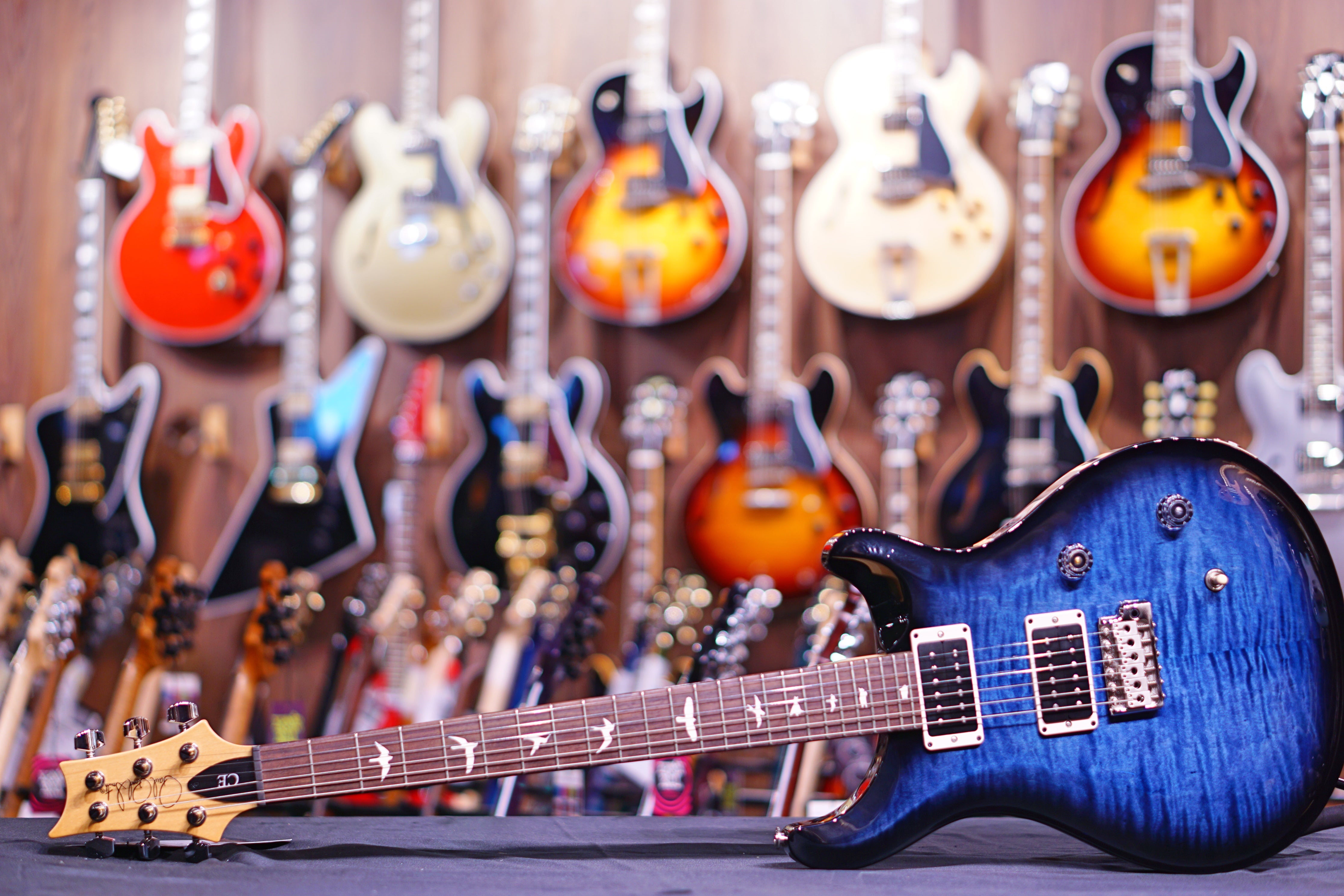 PRS CE24 Whale Blue Smokeburst 190279291 - HIENDGUITAR PRS GUITAR