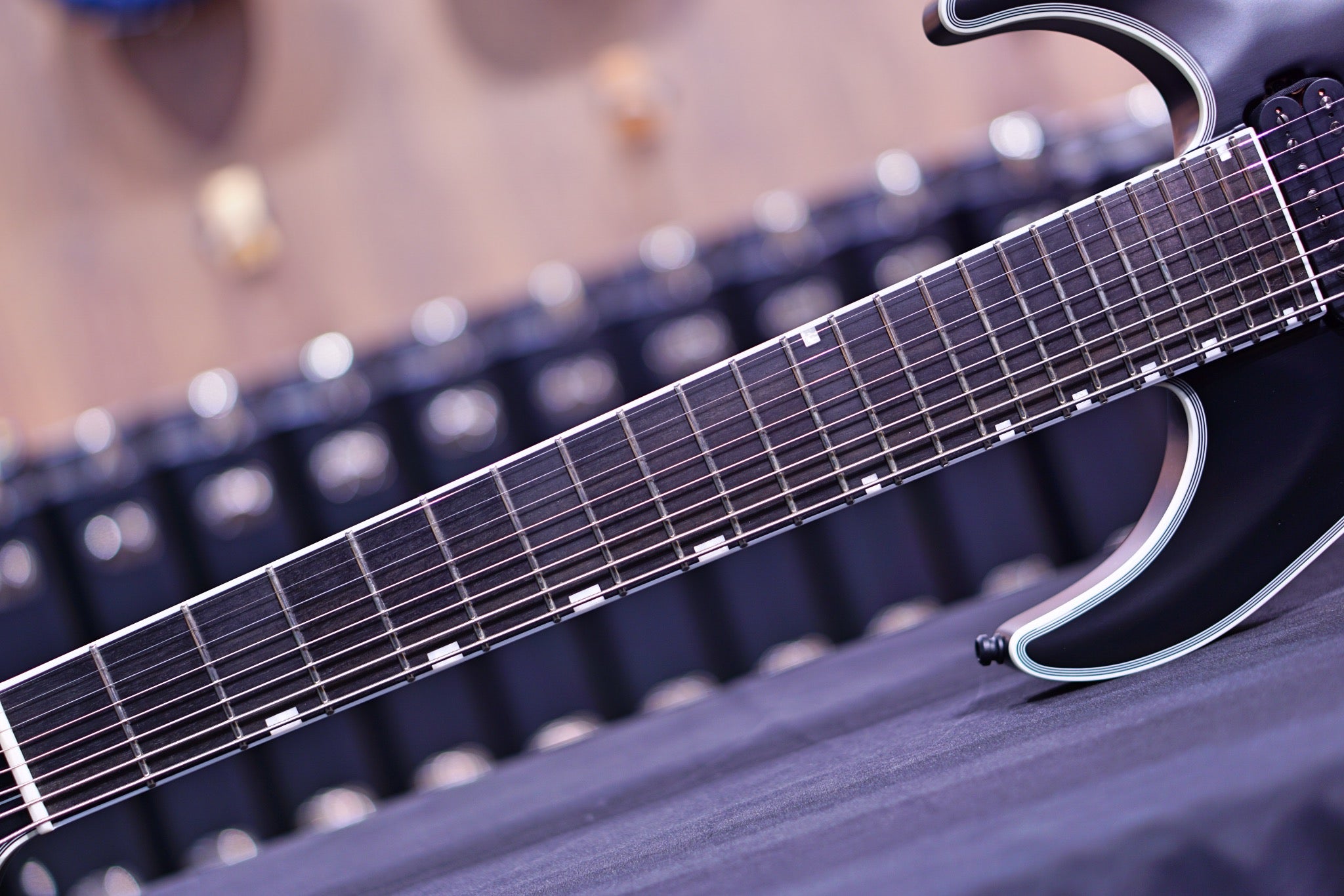 ESP Edwards E-HR8-FR black ED2210633 - HIENDGUITAR EDWARDS GUITAR