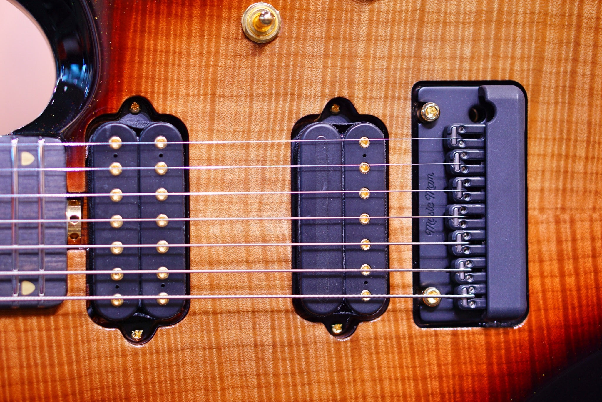 Ernie Ball Music Man JP7 20th Anniversary Honey Butter Burst John Petrucci F96564 - HIENDGUITAR Musicman GUITAR