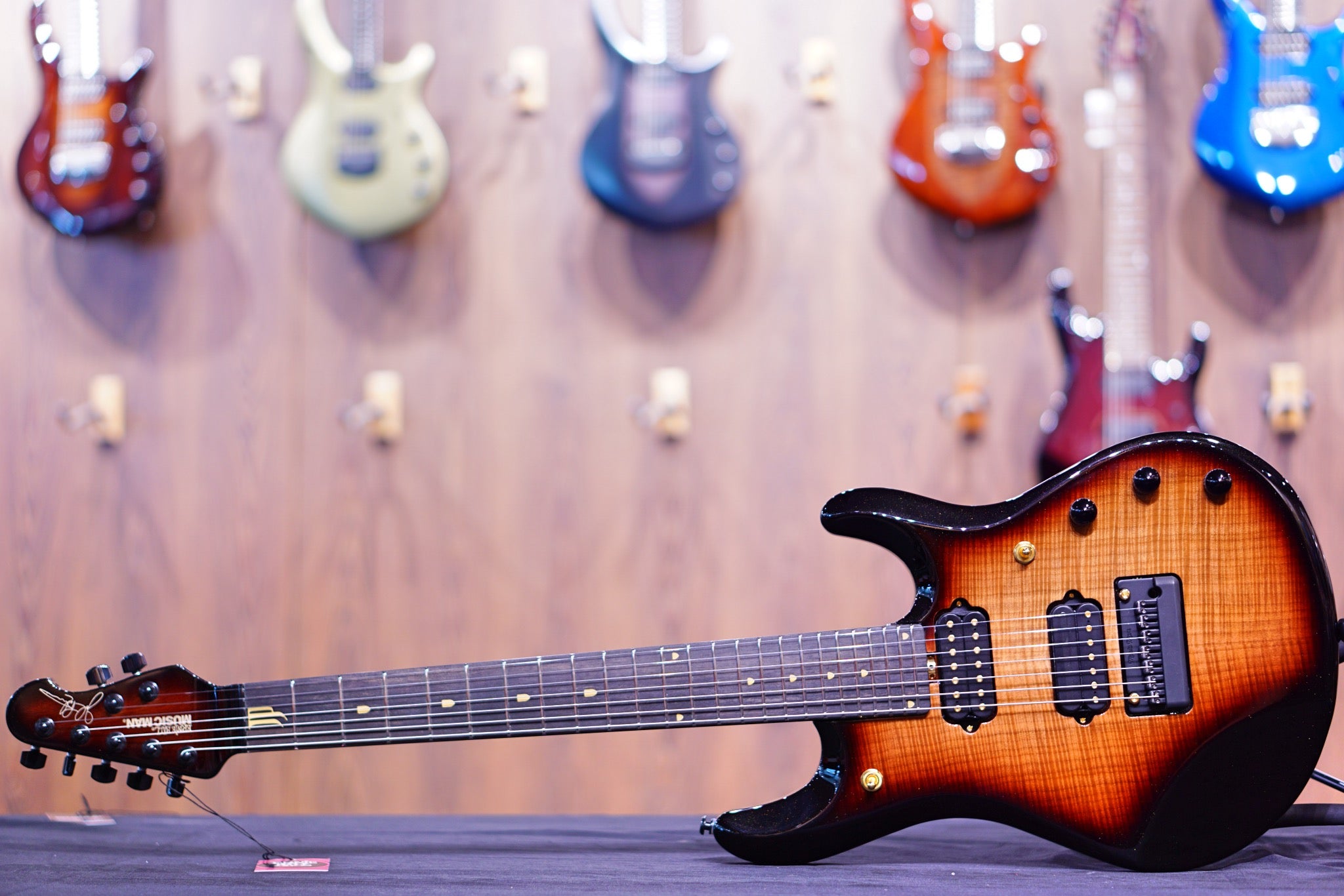 Ernie Ball Music Man JP7 20th Anniversary Honey Butter Burst John Petrucci F96564 - HIENDGUITAR Musicman GUITAR