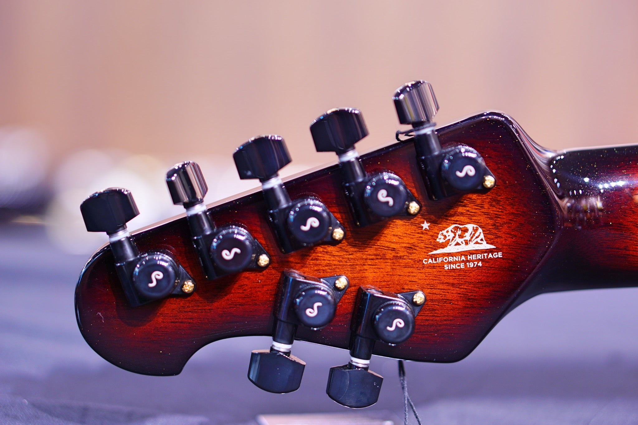 Ernie Ball Music Man JP7 20th Anniversary Honey Butter Burst John Petrucci F96564 - HIENDGUITAR Musicman GUITAR