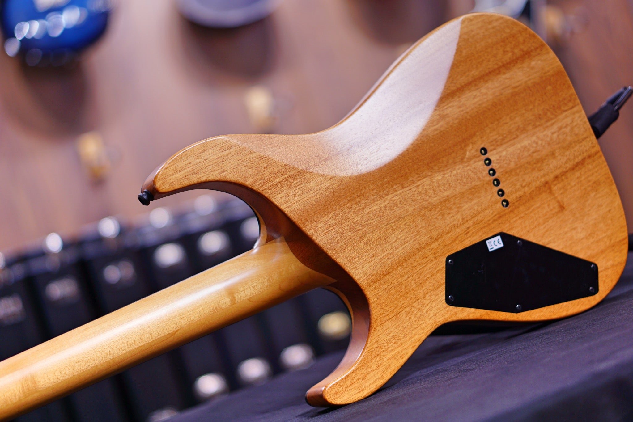 Edwards E-HR6-FX/BM see thru red ED0890224 - HIENDGUITAR EDWARDS GUITAR