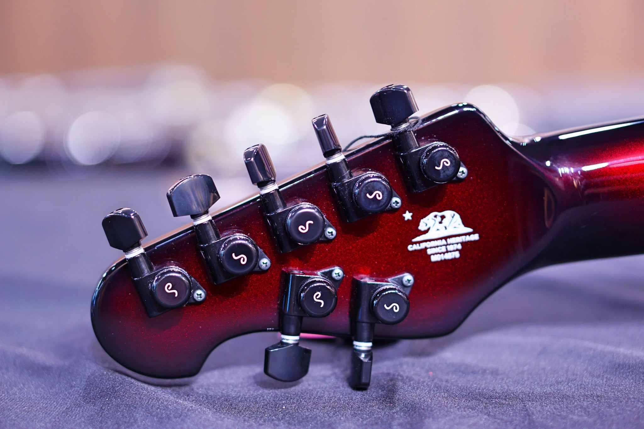 Ernie Ball Music Man John Petrucci Majesty 7 Lava Flow M014875 - HIENDGUITAR Musicman GUITAR