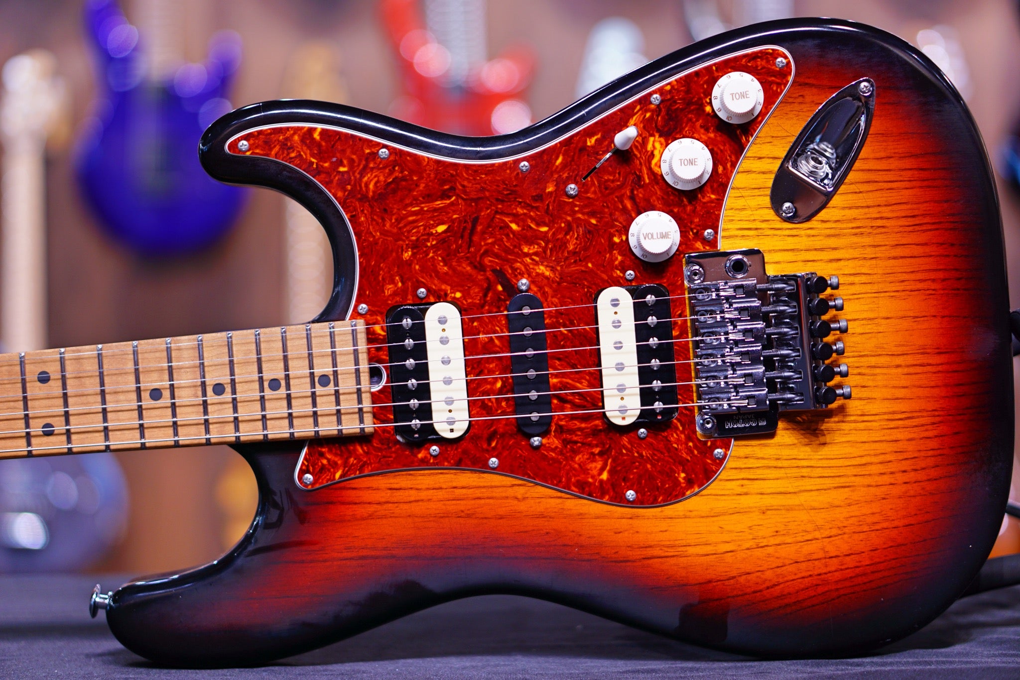 Suhr custom classic antique 3 tone burst Floyd JS7H7R - HIENDGUITAR SUHR GUITAR