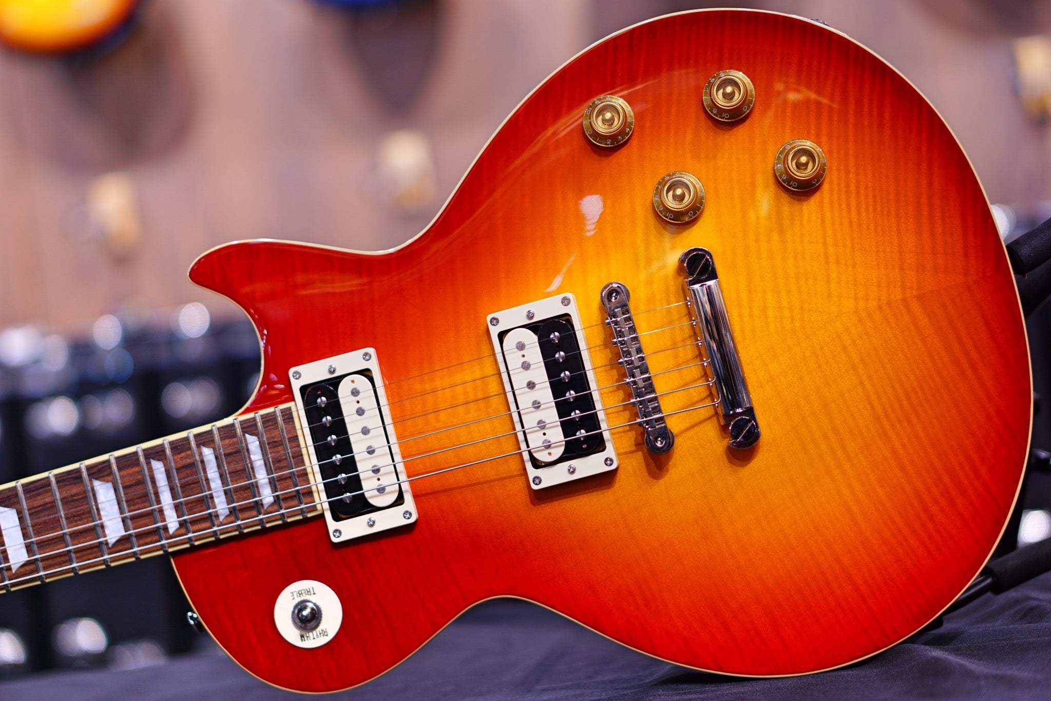 ESP Edwards Les Paul Cherry Sunburst ED2209357P - HIENDGUITAR EDWARDS GUITAR