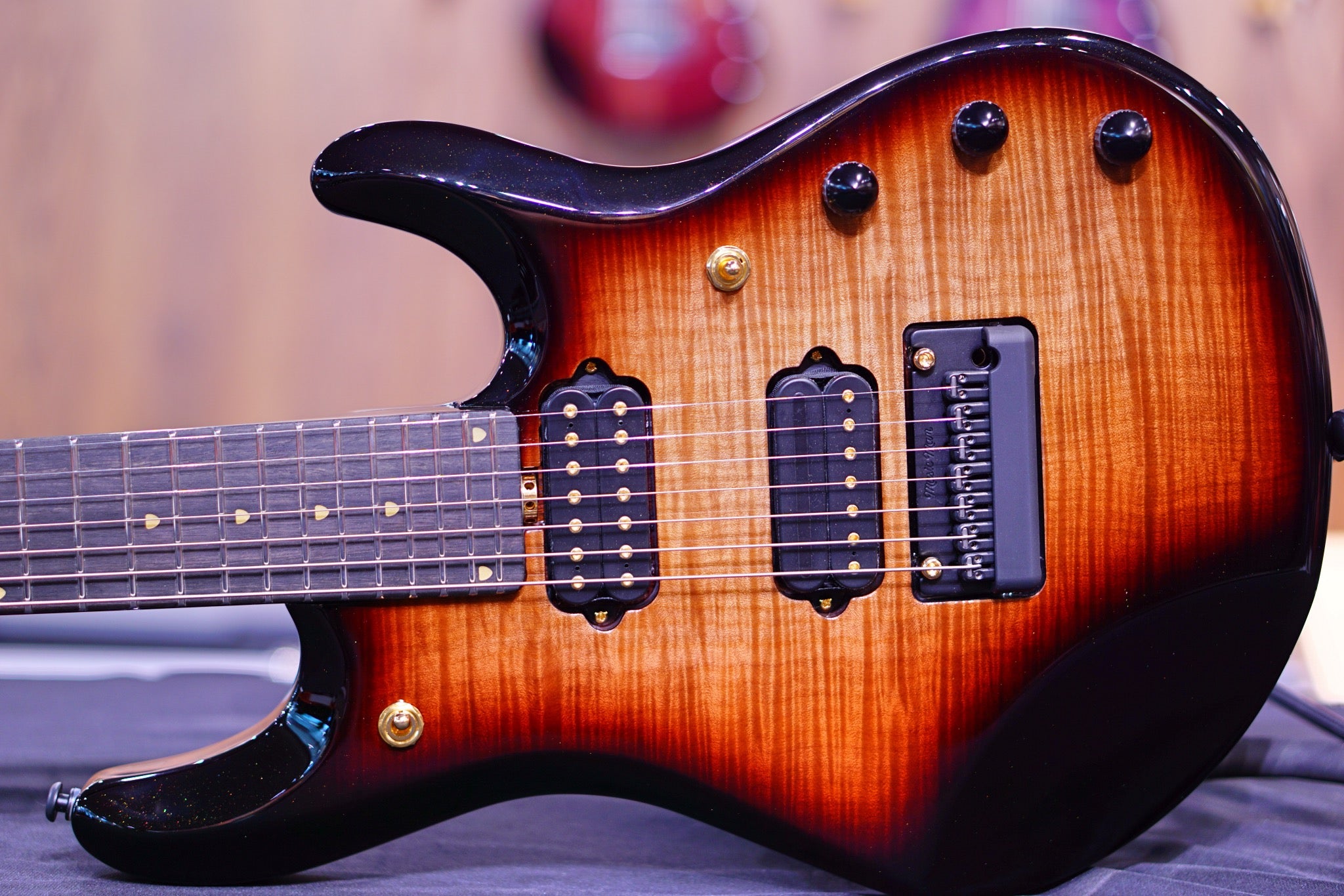 Ernie Ball Music Man JP7 20th Anniversary Honey Butter Burst John Petrucci f96522 - HIENDGUITAR Musicman GUITAR