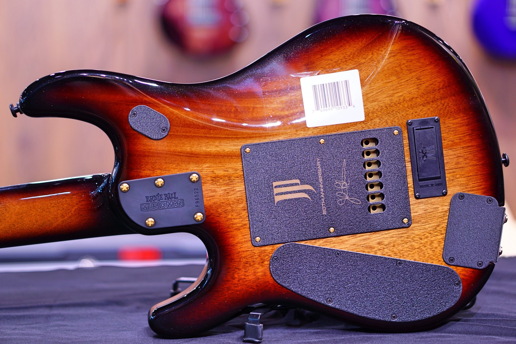 Ernie Ball Music Man JP7 20th Anniversary Honey Butter Burst John Petrucci f96522 - HIENDGUITAR Musicman GUITAR