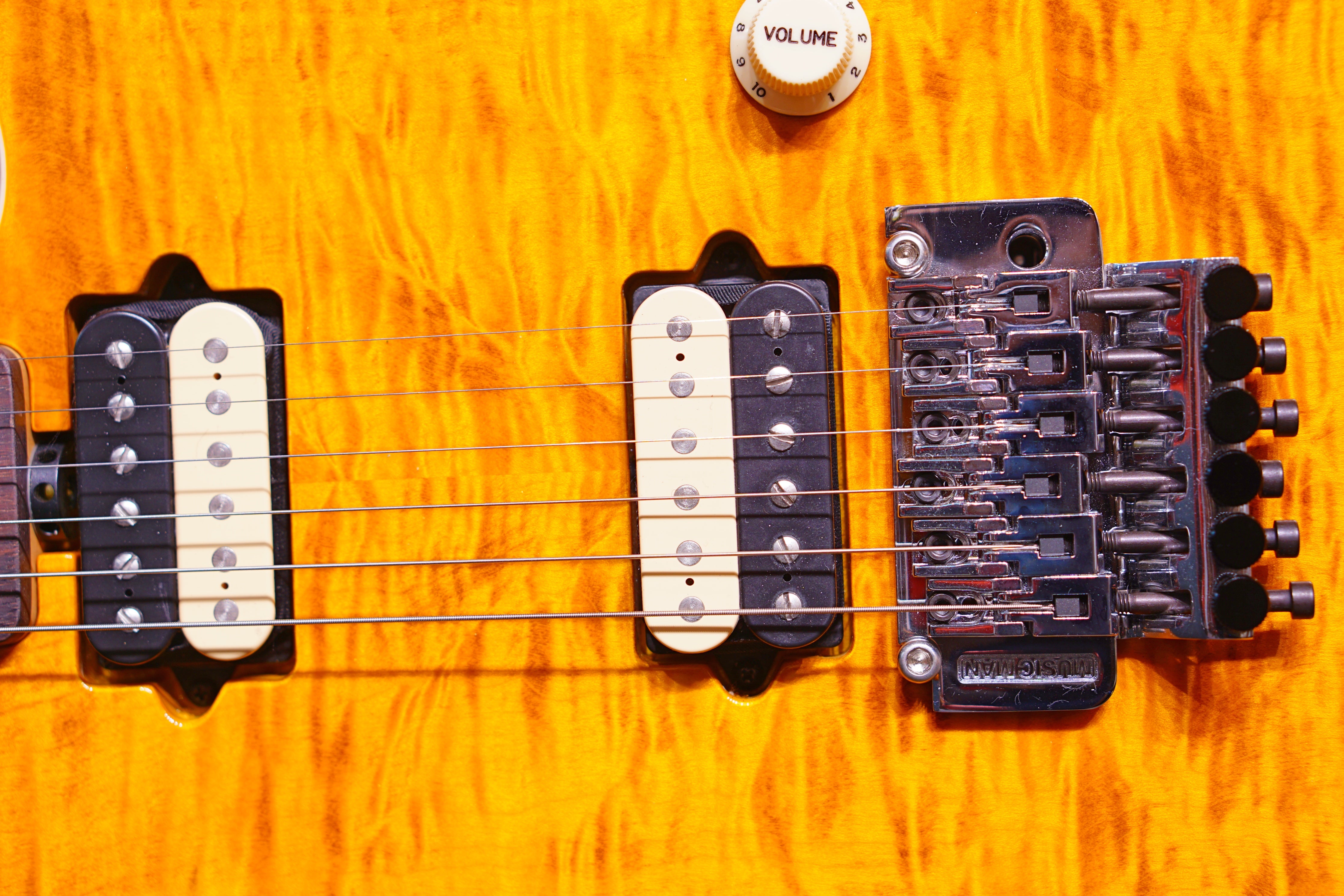 Music Man Axis Trans Gold Quilt Match Headstock G85940 - HIENDGUITAR Musicman GUITAR