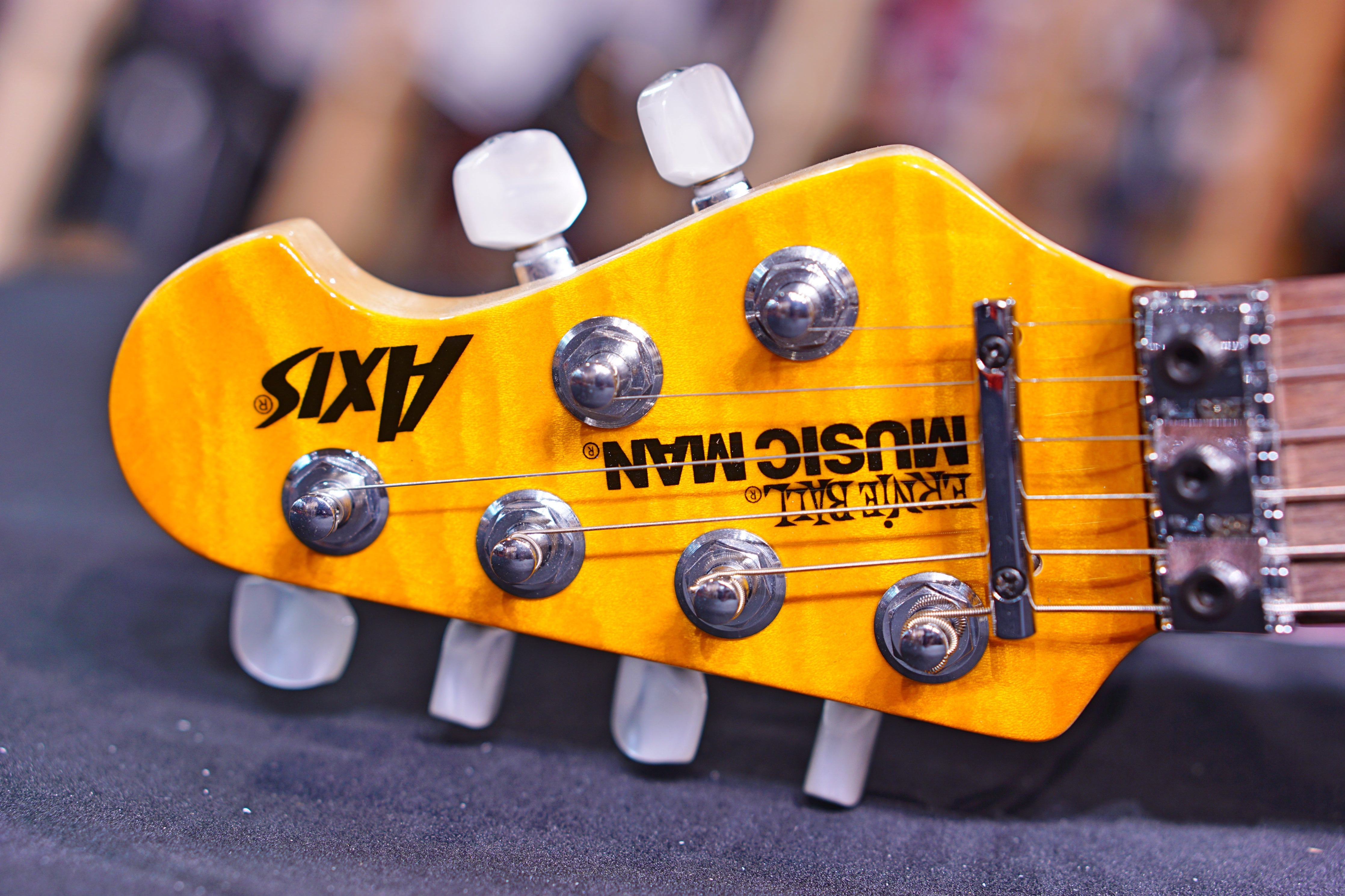 Music Man Axis Trans Gold Quilt Match Headstock G85940 - HIENDGUITAR Musicman GUITAR