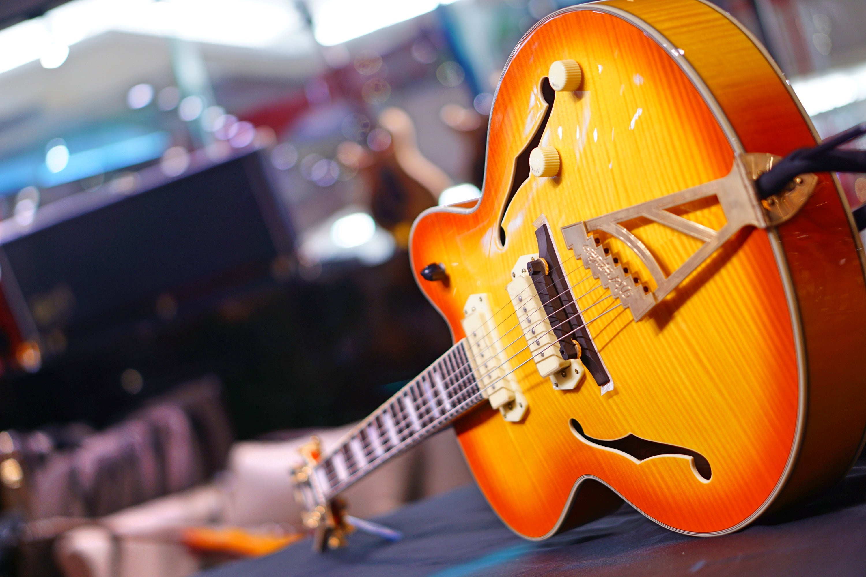 Dangelico ARCHTOP P-90's SUNBURST DAEX59SB US14050395 dangelico Default Title - HIENDGUITAR.COM