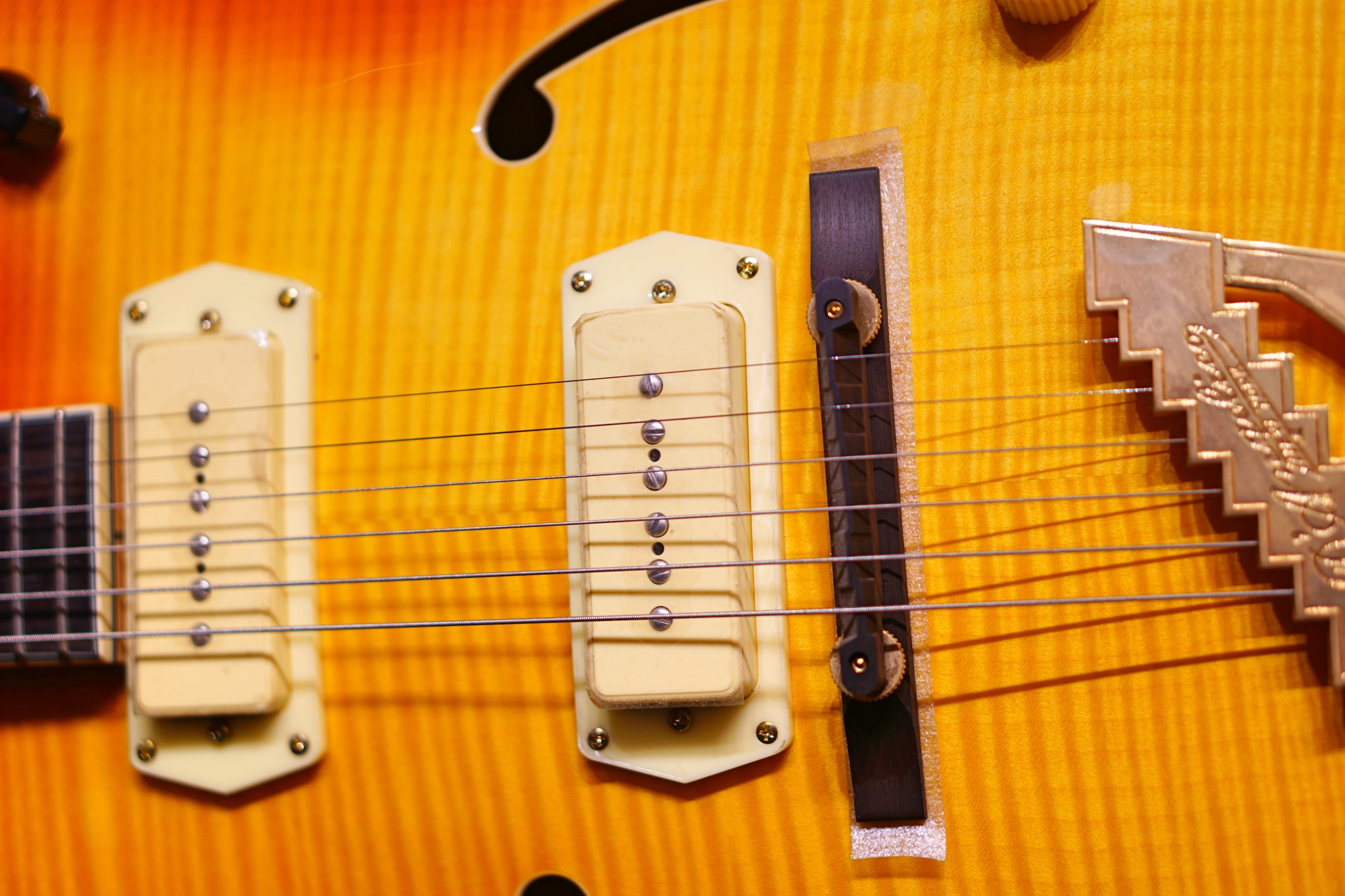 Dangelico ARCHTOP P-90's SUNBURST DAEX59SB US14050395 dangelico Default Title - HIENDGUITAR.COM