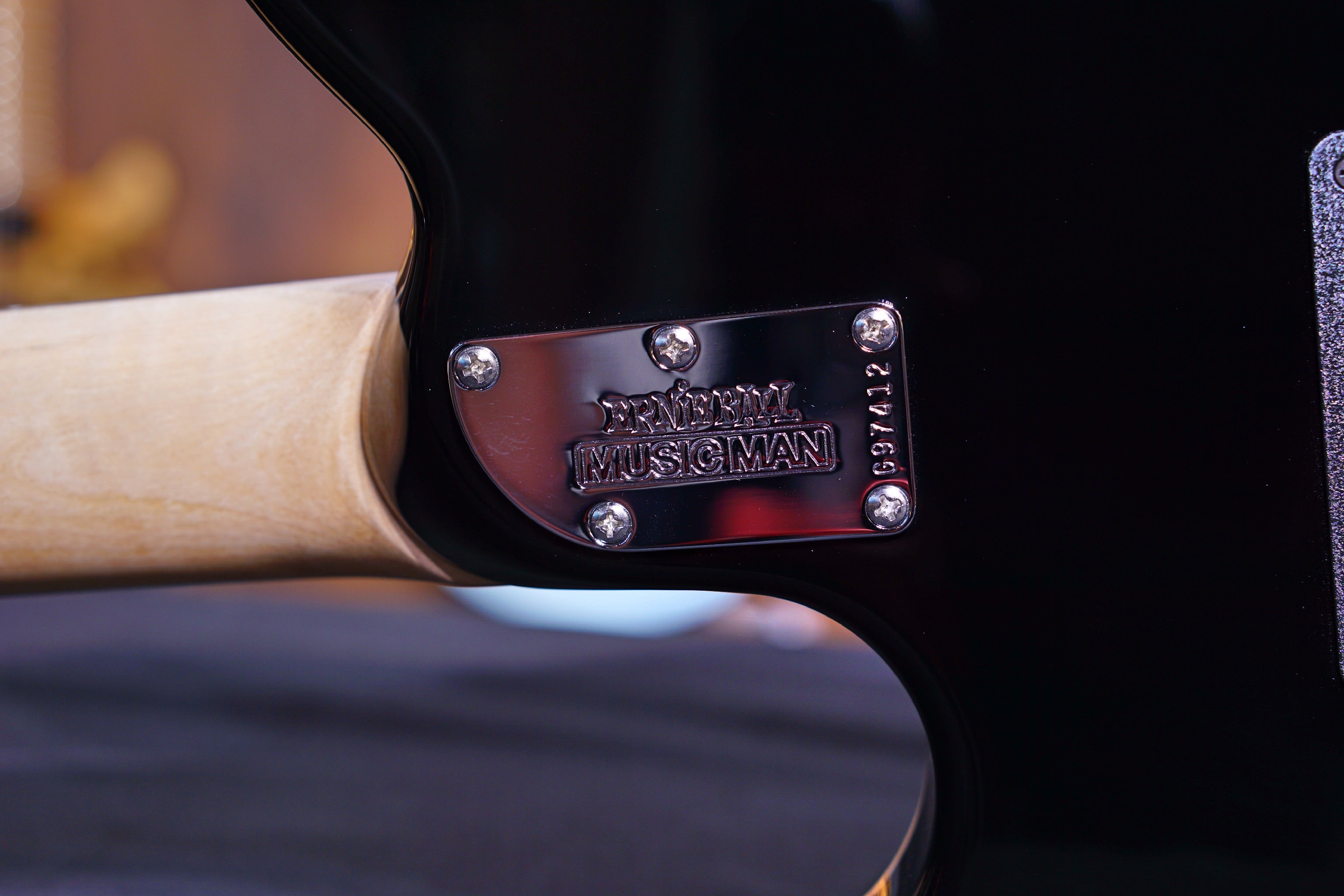 Ernie Ball Music Man Axis - Natural Gloss Flame - Rosewood Matching Headstock G97412 - HIENDGUITAR Musicman GUITAR