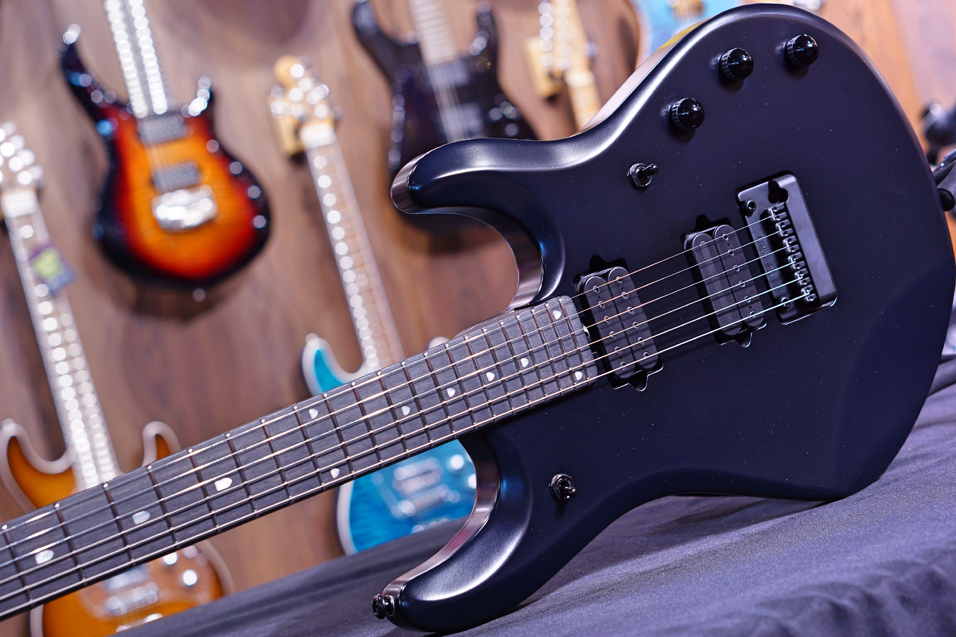 Ernie Ball Music Man John Petrucci 6 - Stealth Black G92609 - HIENDGUITAR Musicman GUITAR