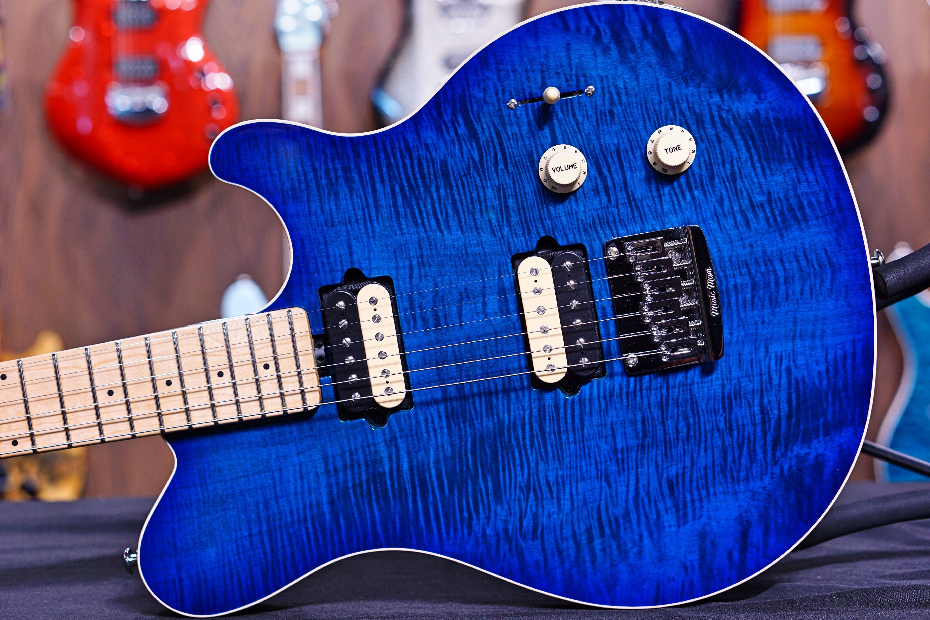 Ernie Ball Music Man Axis Super Sport HH STD - Balboa Blue Flame - Maple Matching Headstock G95466 - HIENDGUITAR Musicman GUITAR