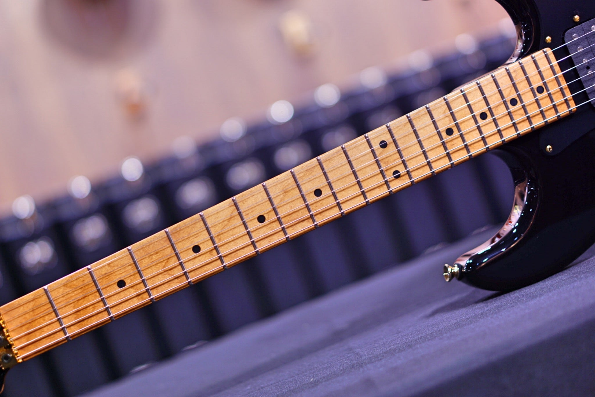 Anderson Icon Classic Black 05-04-22P - HIENDGUITAR Anderson GUITAR