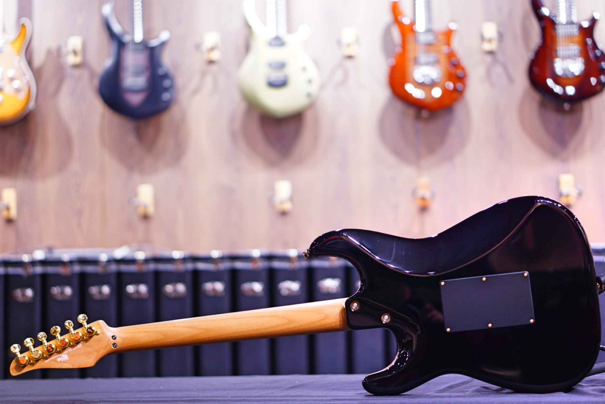 Anderson Icon Classic Black 05-04-22P - HIENDGUITAR Anderson GUITAR