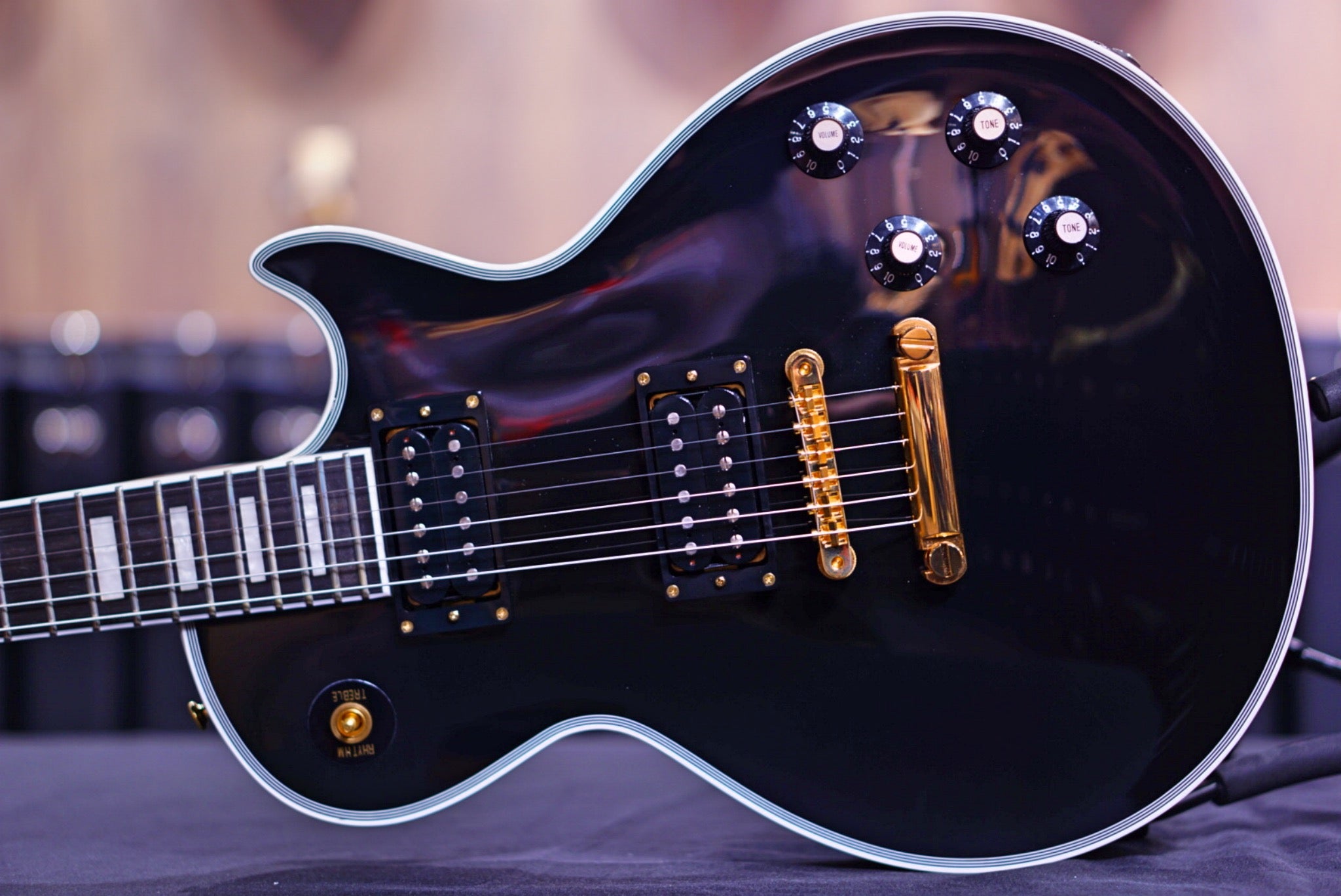 EDWARDS E-LPC ED2149468 - HIENDGUITAR EDWARDS GUITAR