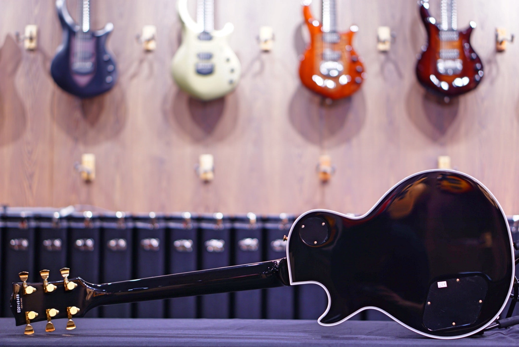 EDWARDS E-LPC ED2149468 - HIENDGUITAR EDWARDS GUITAR