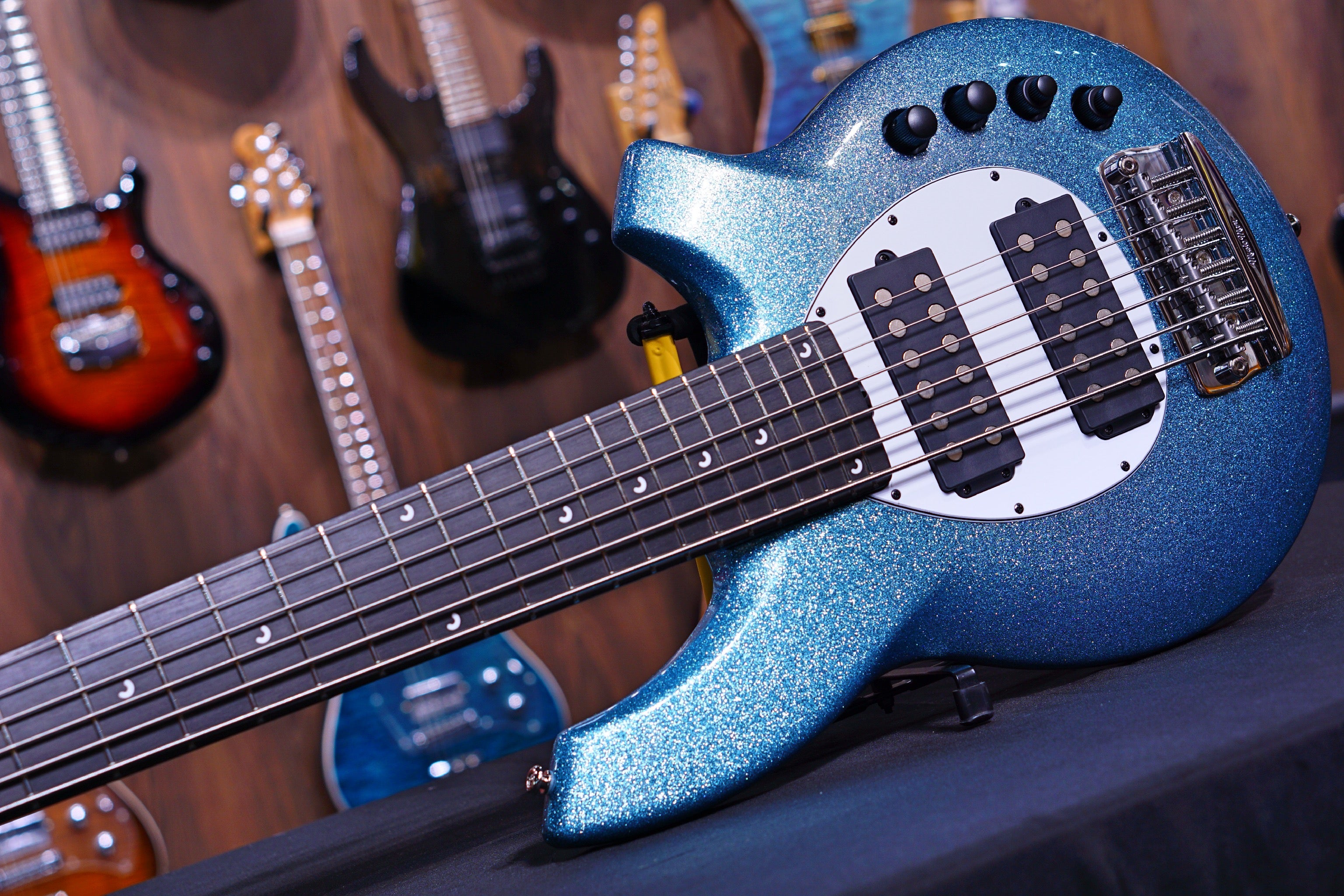 Ernie Ball Music Man Bongo 6 Bass Guitar - Aqua sparkle F87618 - HIENDGUITAR Musicman bass