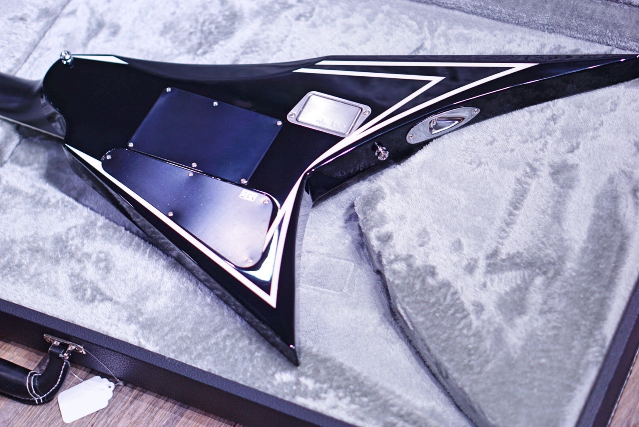 ESP E-II SV BLACK W WHITE STRIPE ES3035213 - HIENDGUITAR E-II GUITAR