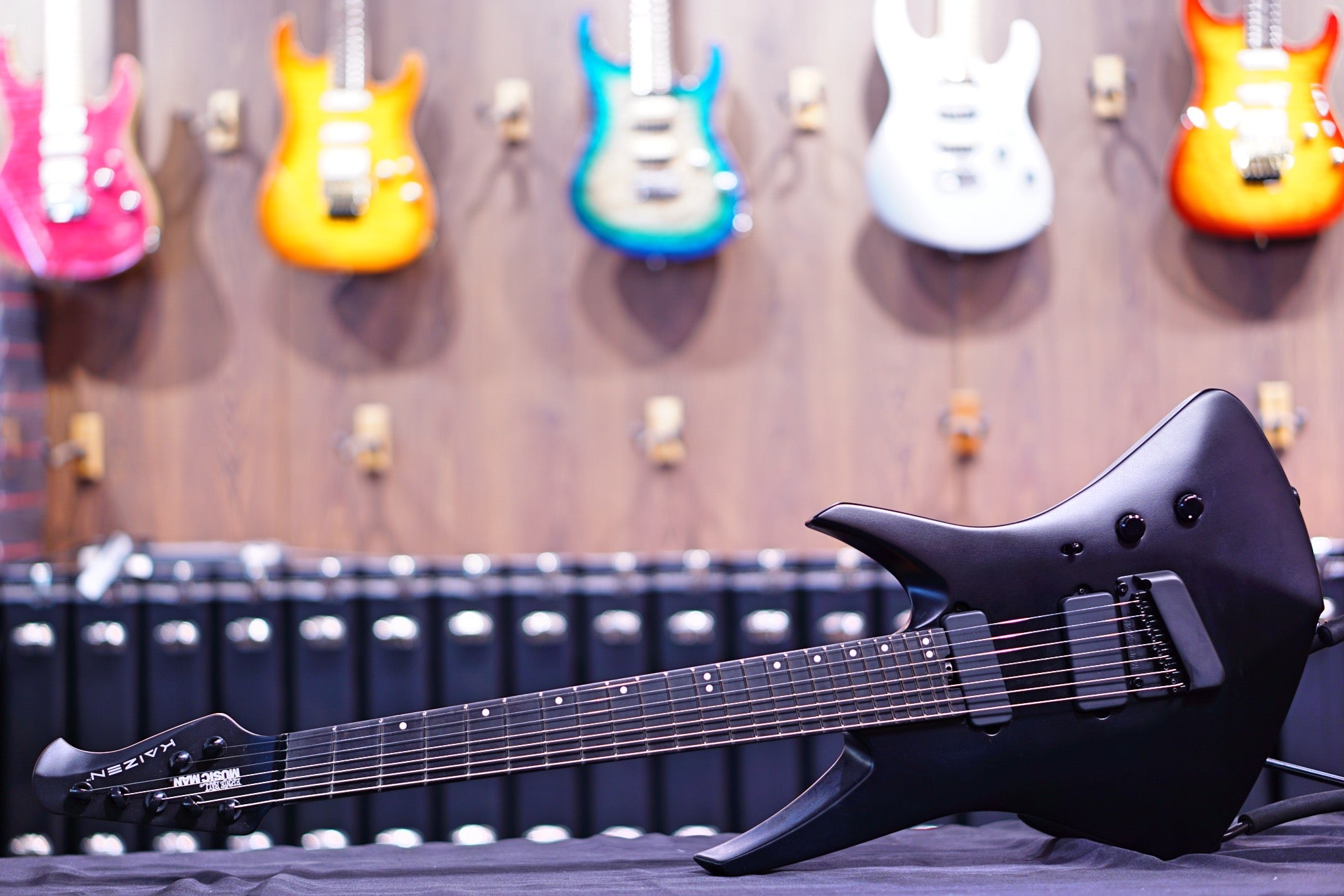 Ernie ball Musicman Kaizen 7 Spectraflare apollo black S08373 - HIENDGUITAR Musicman GUITAR