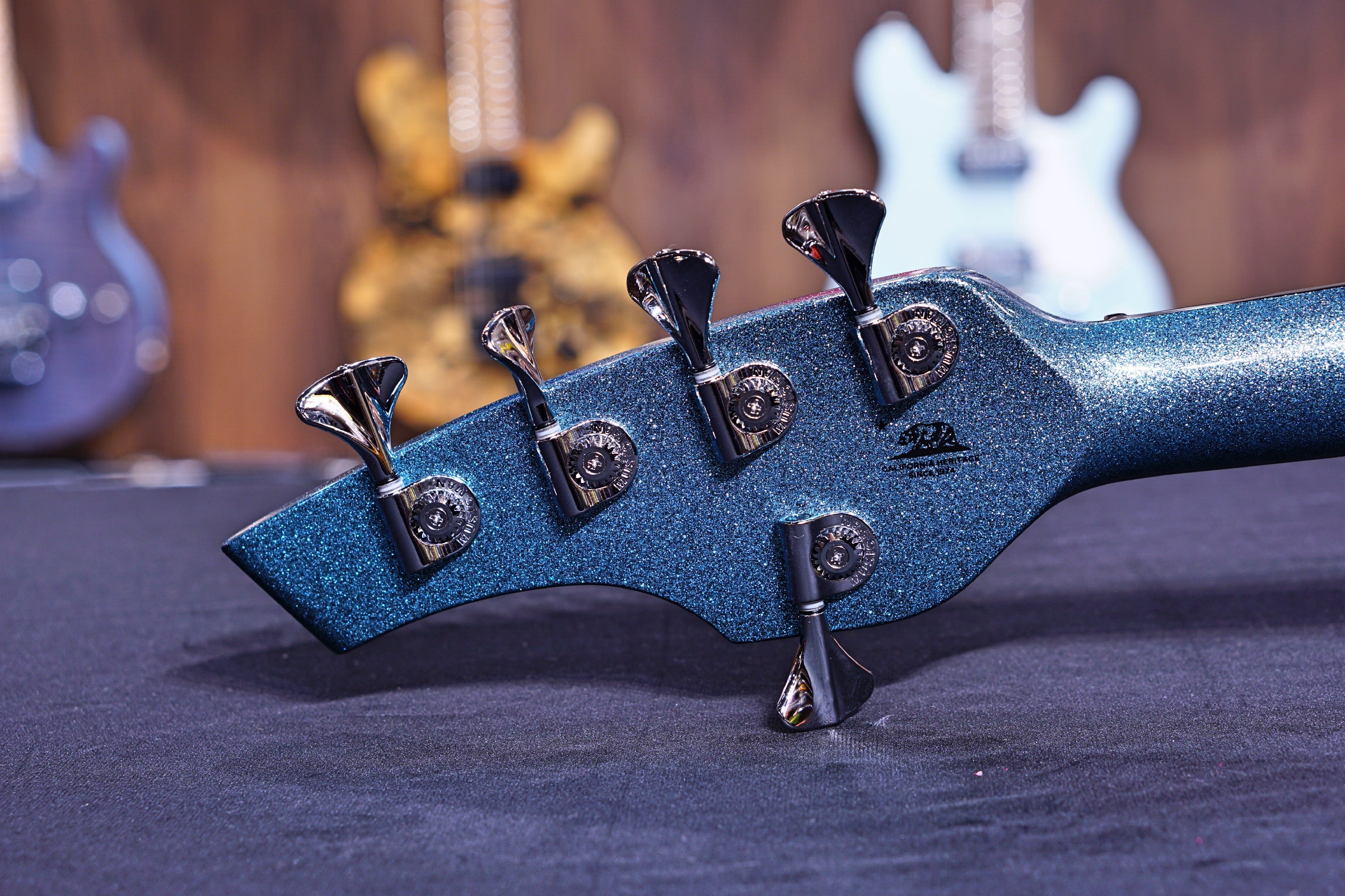 Ernie Ball Music Man Bongo 5 Bass Guitar - Aqua sparkle F91501 - HIENDGUITAR Musicman bass