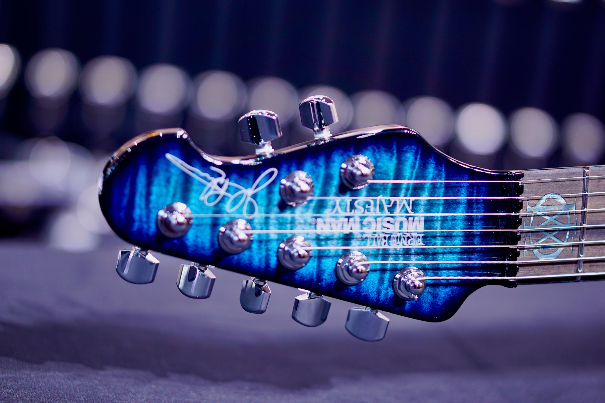 Ernie Ball Music Man John Petrucci Majesty 7 Hydrospace m016528 - HIENDGUITAR Musicman GUITAR