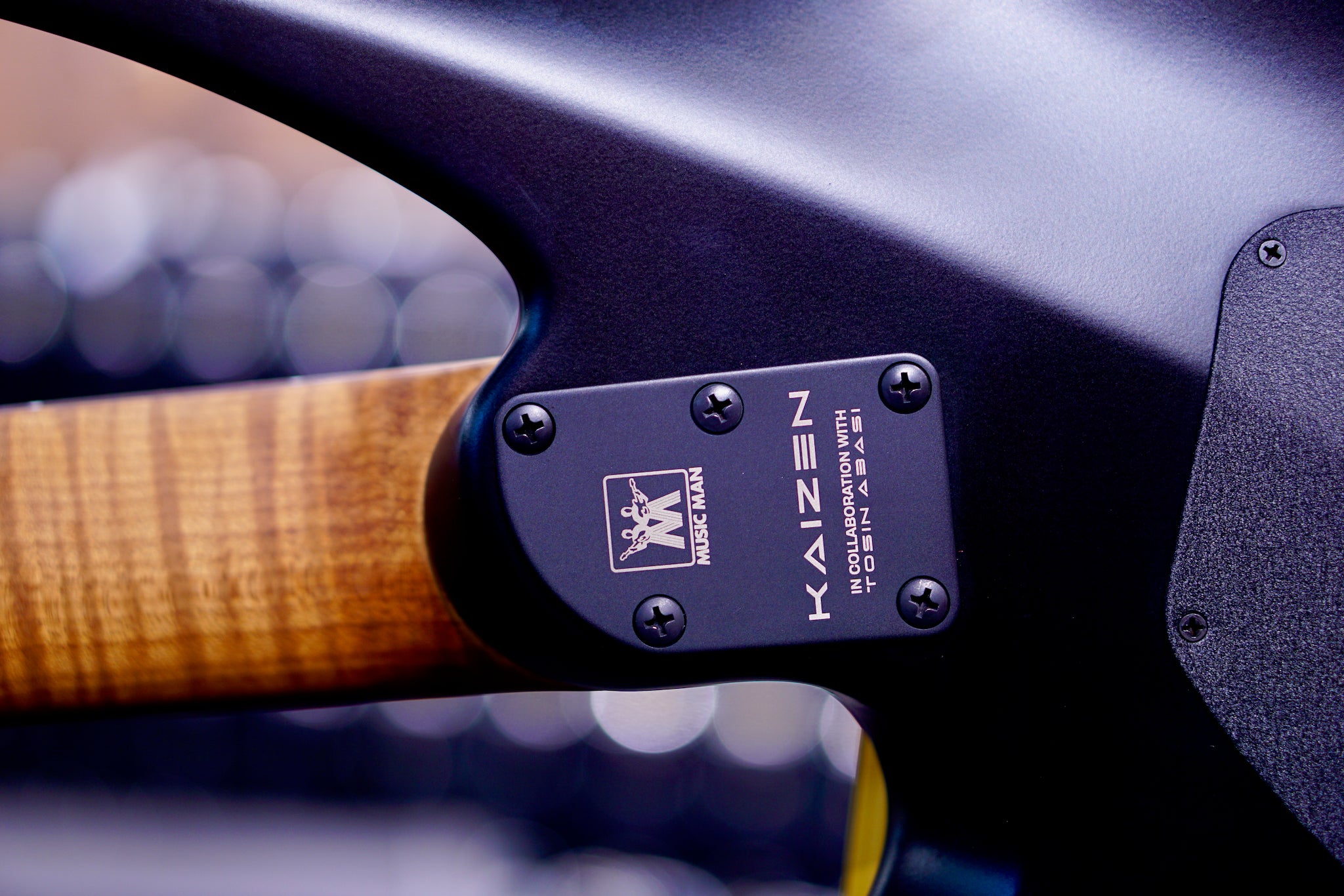 Ernie ball Musicman Kaizen 7 Spectraflare apollo black S08338 - HIENDGUITAR Musicman GUITAR