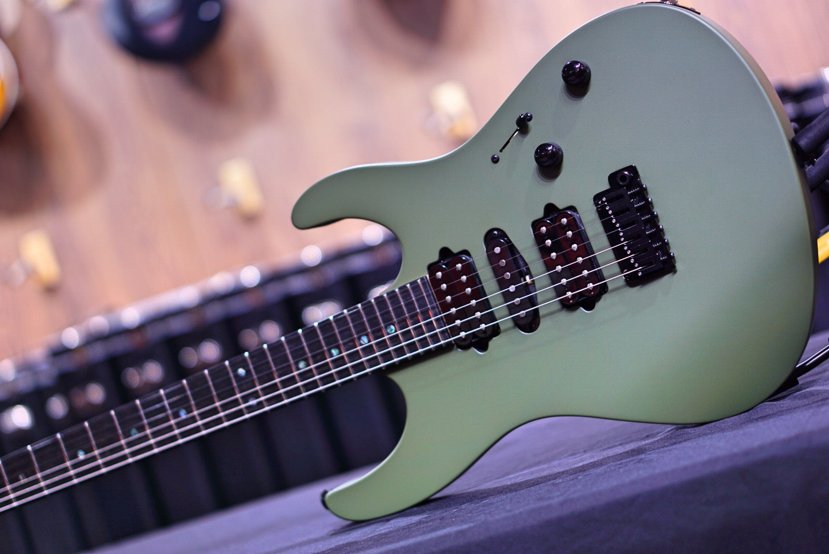 Suhr Modern Terra Limited Edition dark forest green 510 69003 - HIENDGUITAR SUHR GUITAR