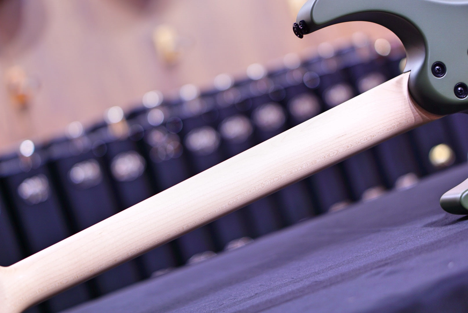 Suhr Modern Terra Limited Edition dark forest green 510 69003 - HIENDGUITAR SUHR GUITAR