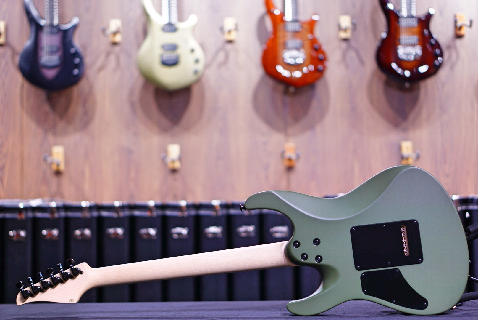 Suhr Modern Terra Limited Edition dark forest green 510 69003 - HIENDGUITAR SUHR GUITAR