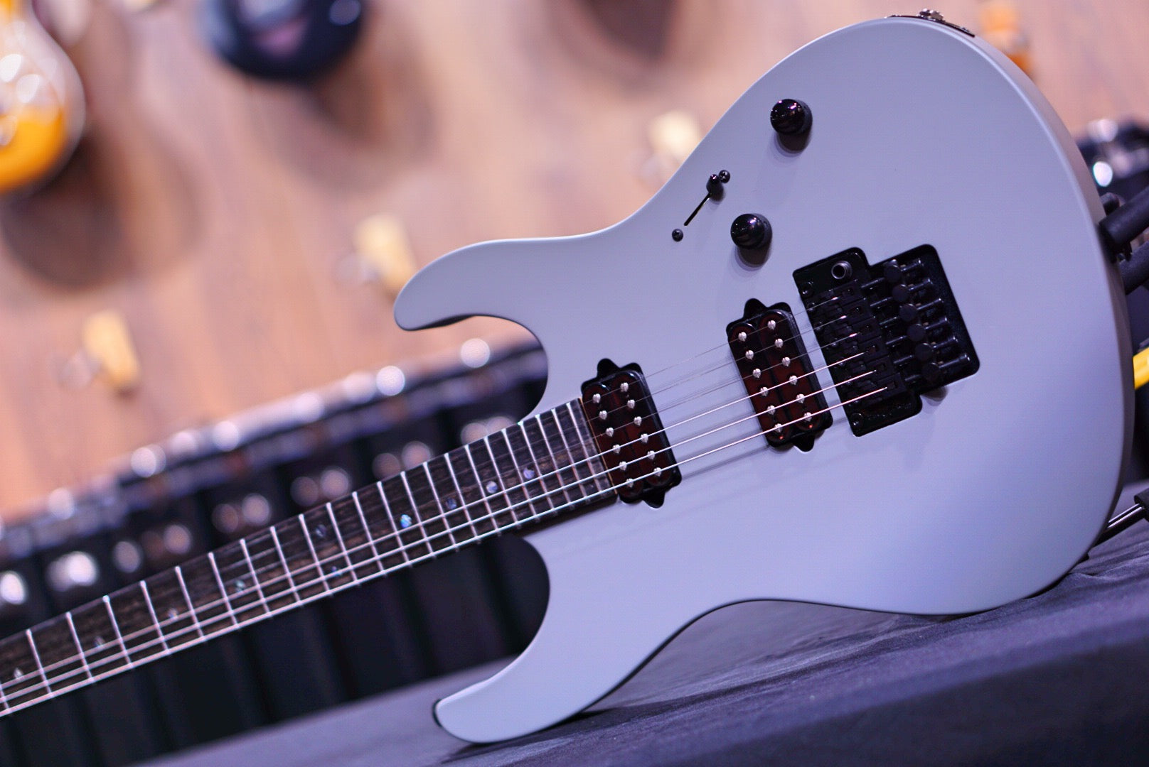 Suhr Modern Terra Limited Edition mountain gray Floyd 69004 - HIENDGUITAR SUHR GUITAR