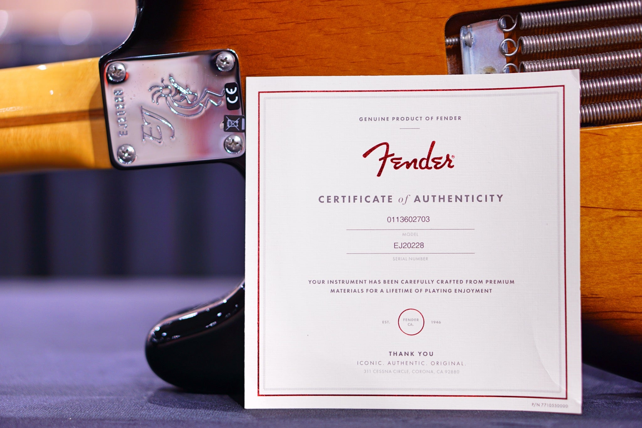 Fender Eric Johnson Thinline Stratocaster - 2-color Sunburst - HIENDGUITAR fender GUITAR