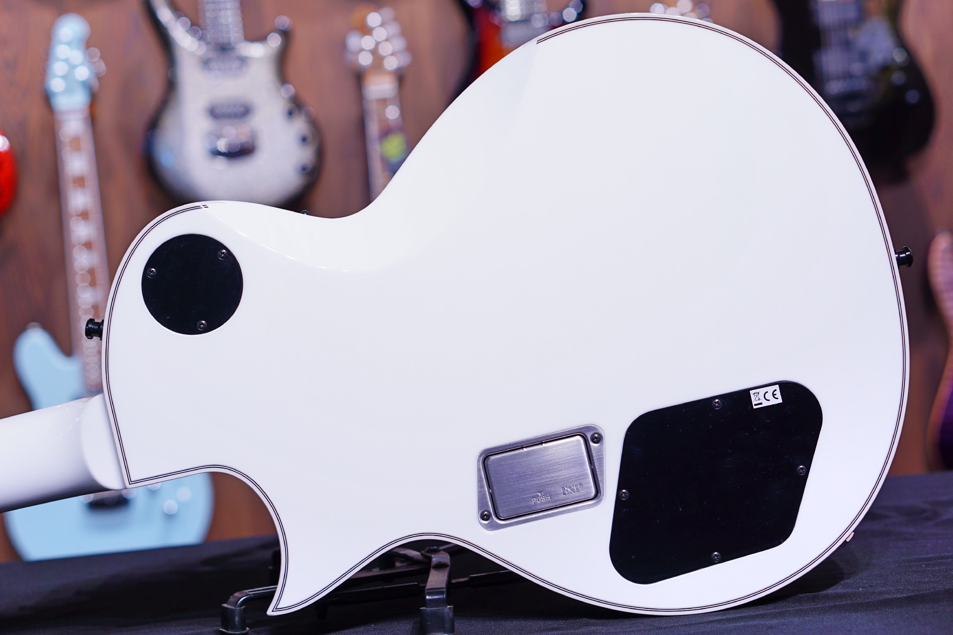 ESP IRON CROSS JAMES HETFIELD E2461202 - HIENDGUITAR ESP GUITAR