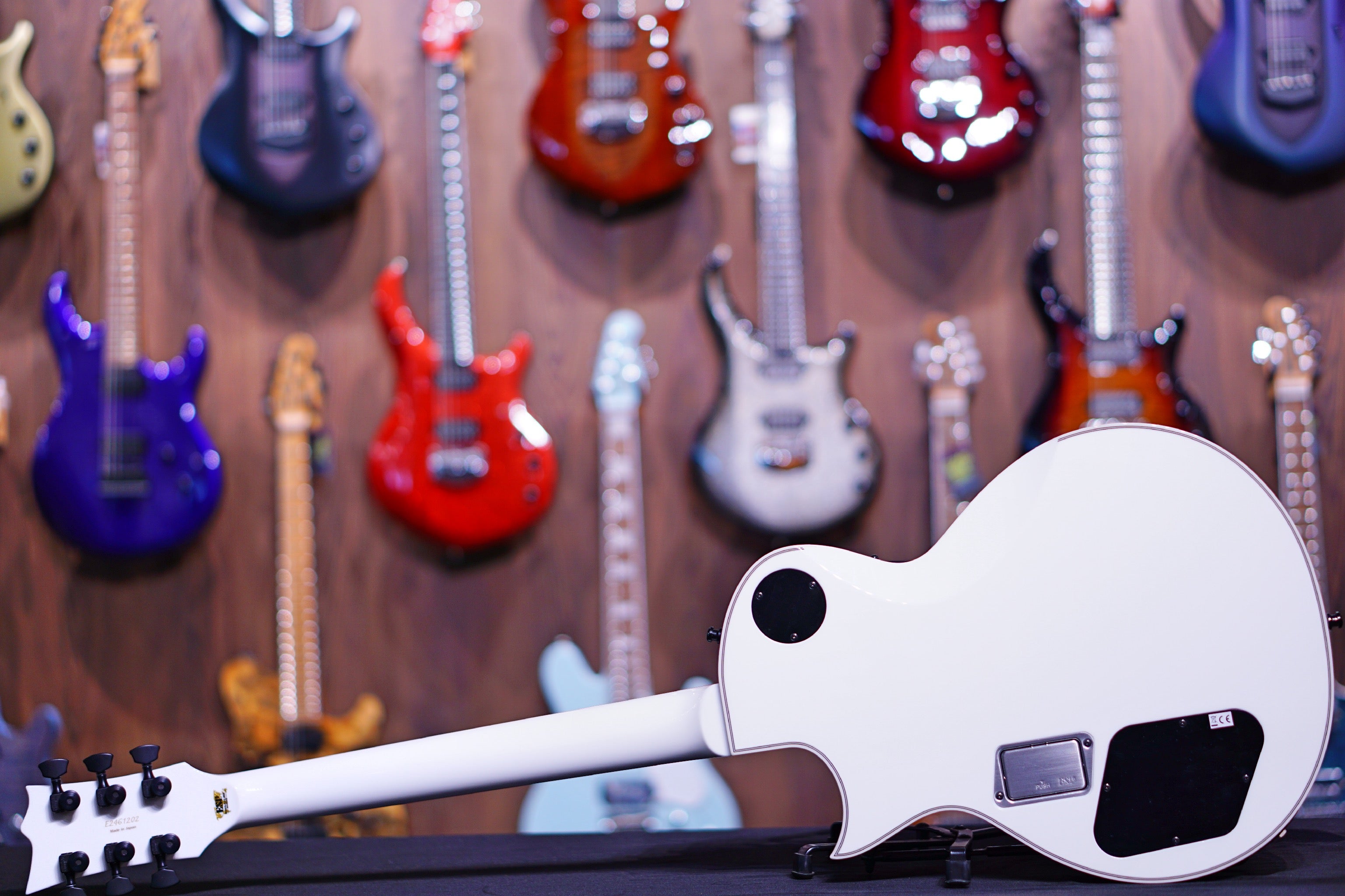 ESP IRON CROSS JAMES HETFIELD E2461202 - HIENDGUITAR ESP GUITAR