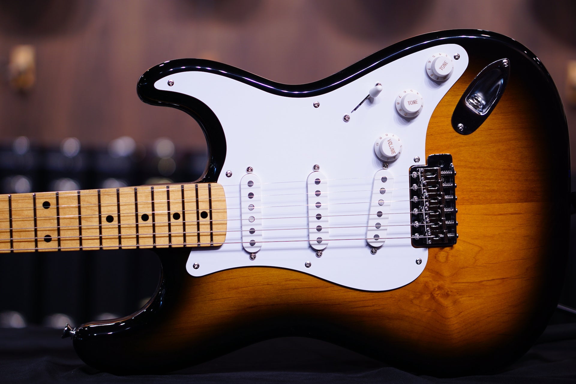 ESP Edwards E-ST-90ALM 2 Tone Sunburst ED2221224 - HIENDGUITAR EDWARDS GUITAR