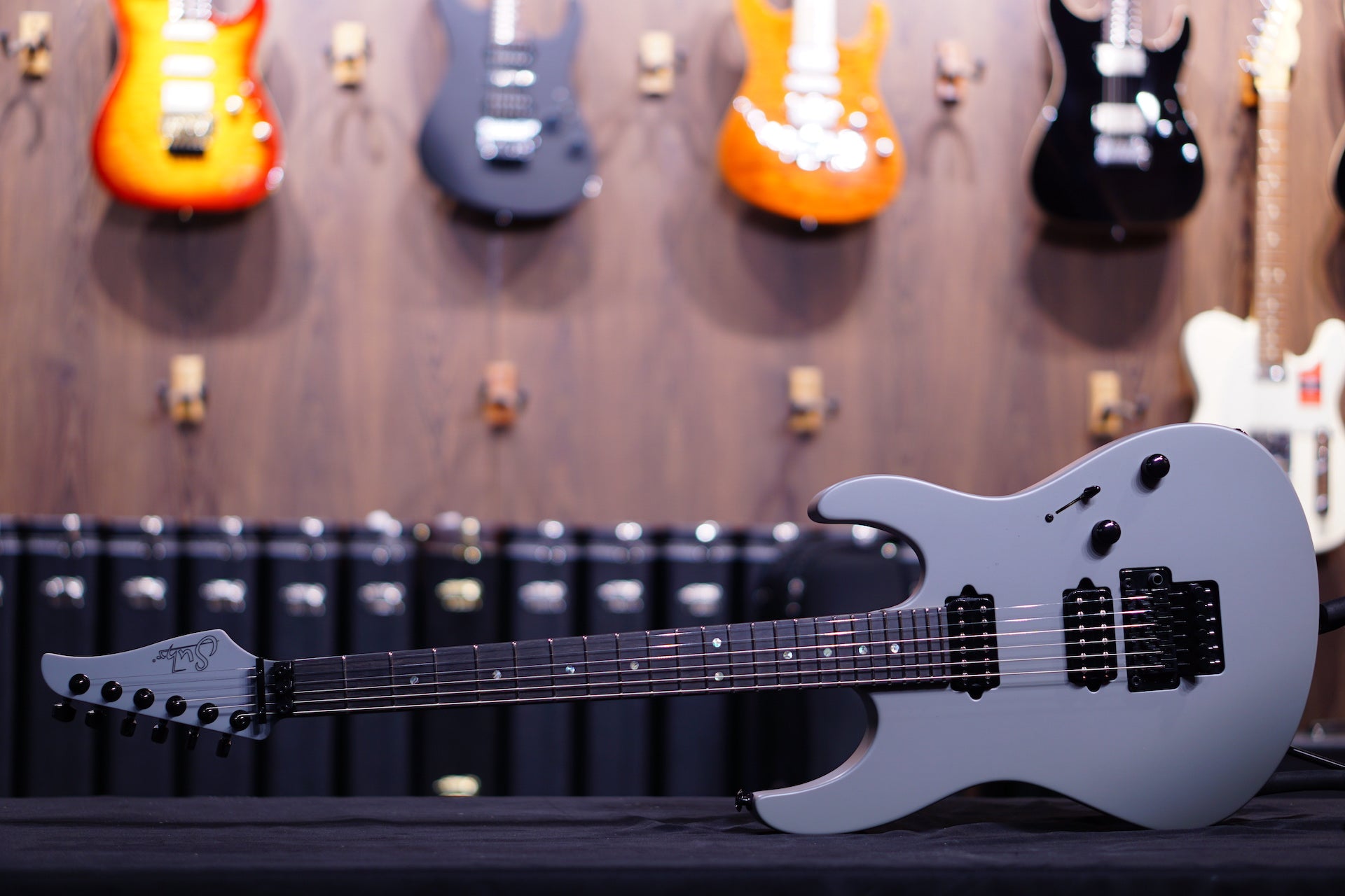 Suhr Modern Terra Limited Edition mountain gray Floyd 66042 - HIENDGUITAR SUHR GUITAR