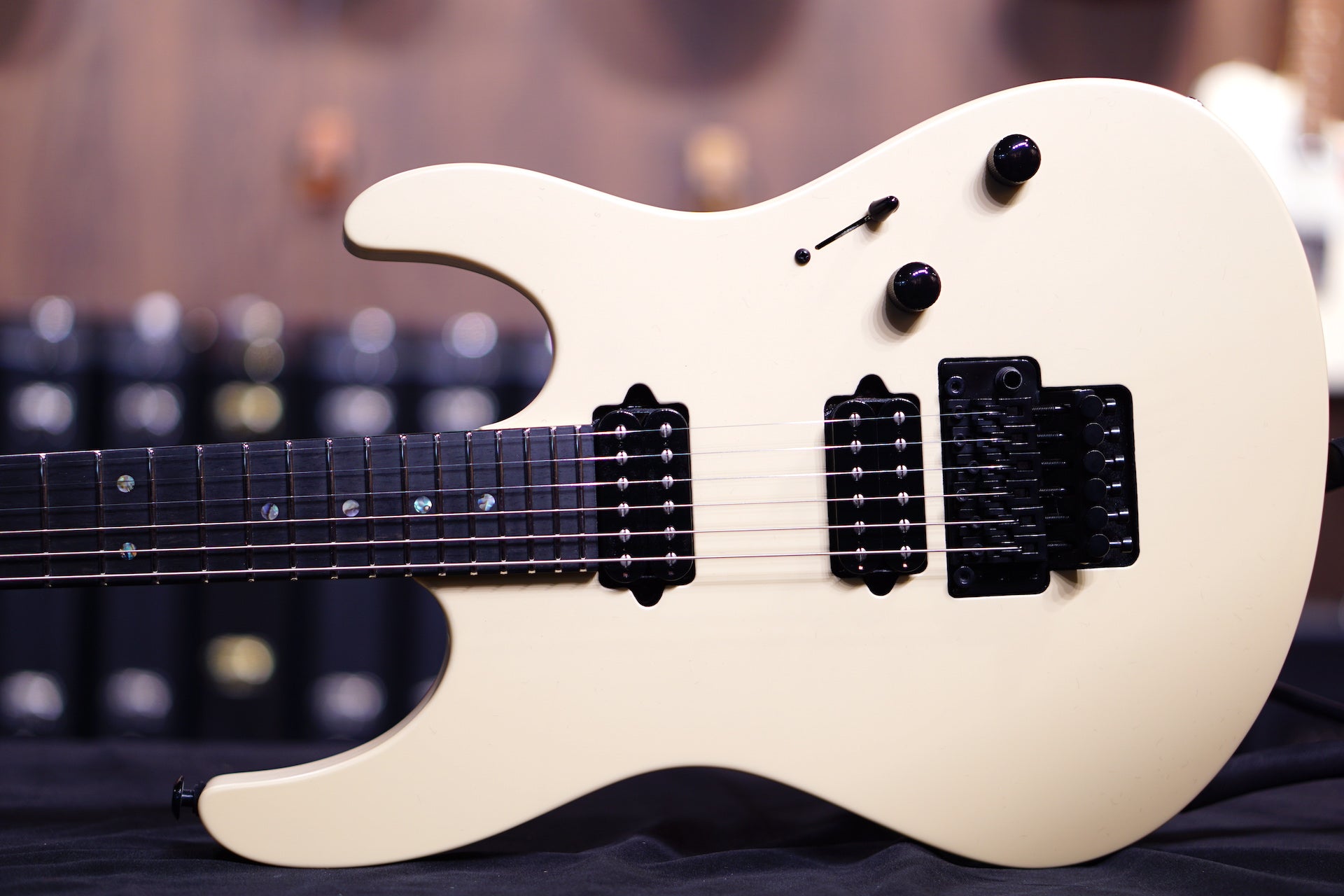 Suhr Modern Terra Limited Edition desert sand floyd 69006 - HIENDGUITAR SUHR GUITAR